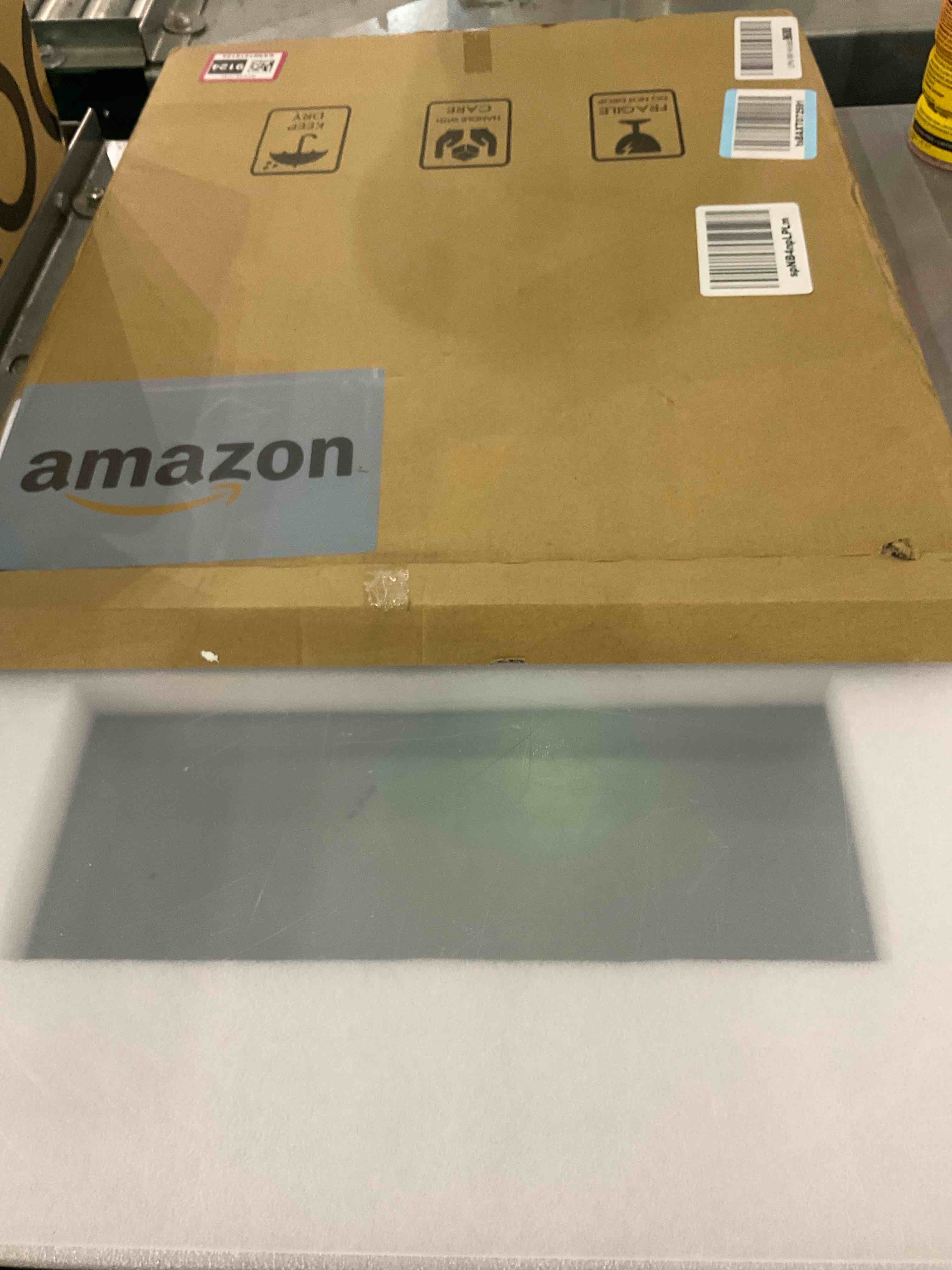 https://s3.amazonaws.com/lotting-images-prod/BargainHunt/EXS01519124_1716207189209.jpeg