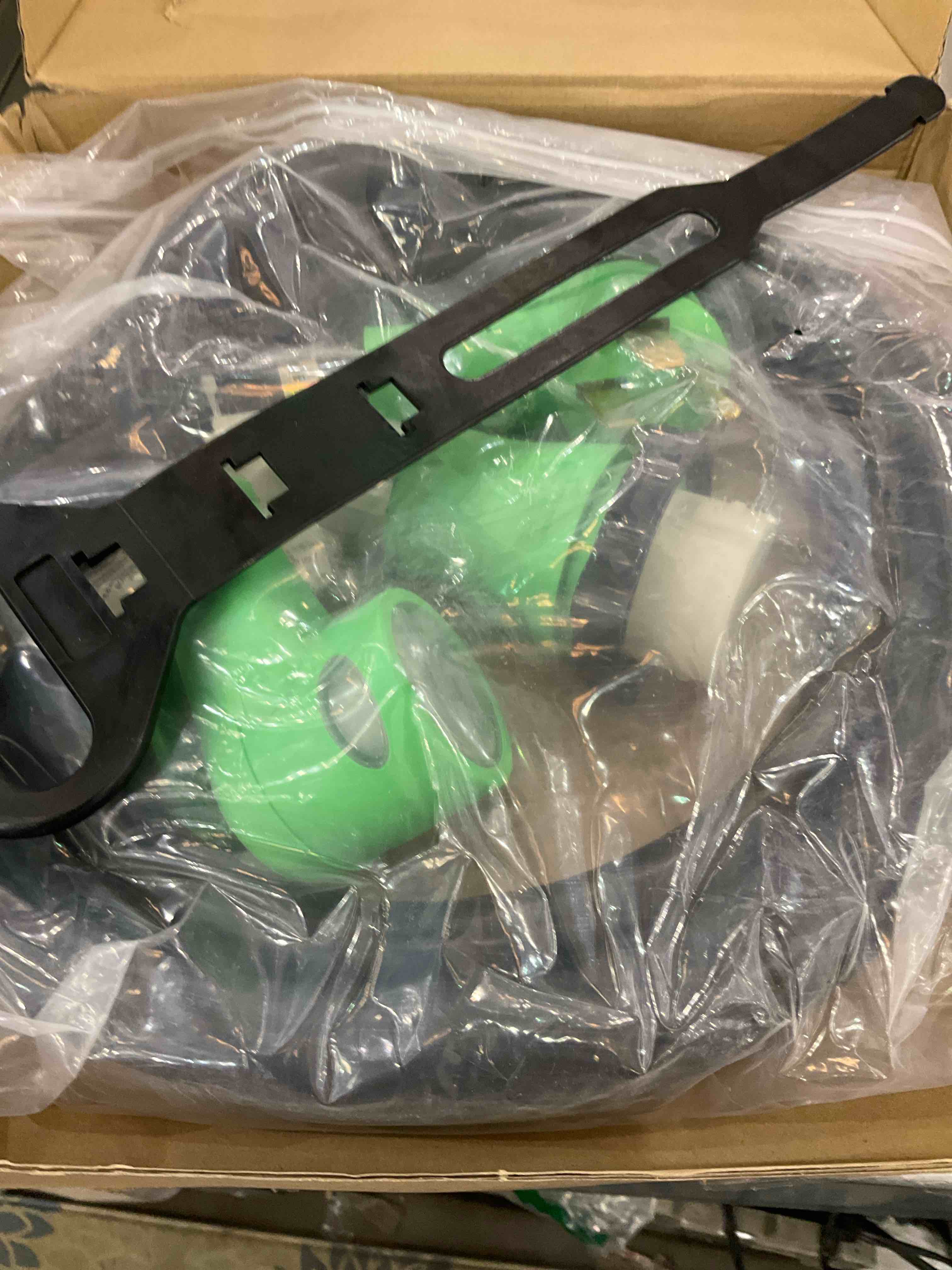 https://s3.amazonaws.com/lotting-images-prod/BargainHunt/EXS01519163_1716216235528.jpeg