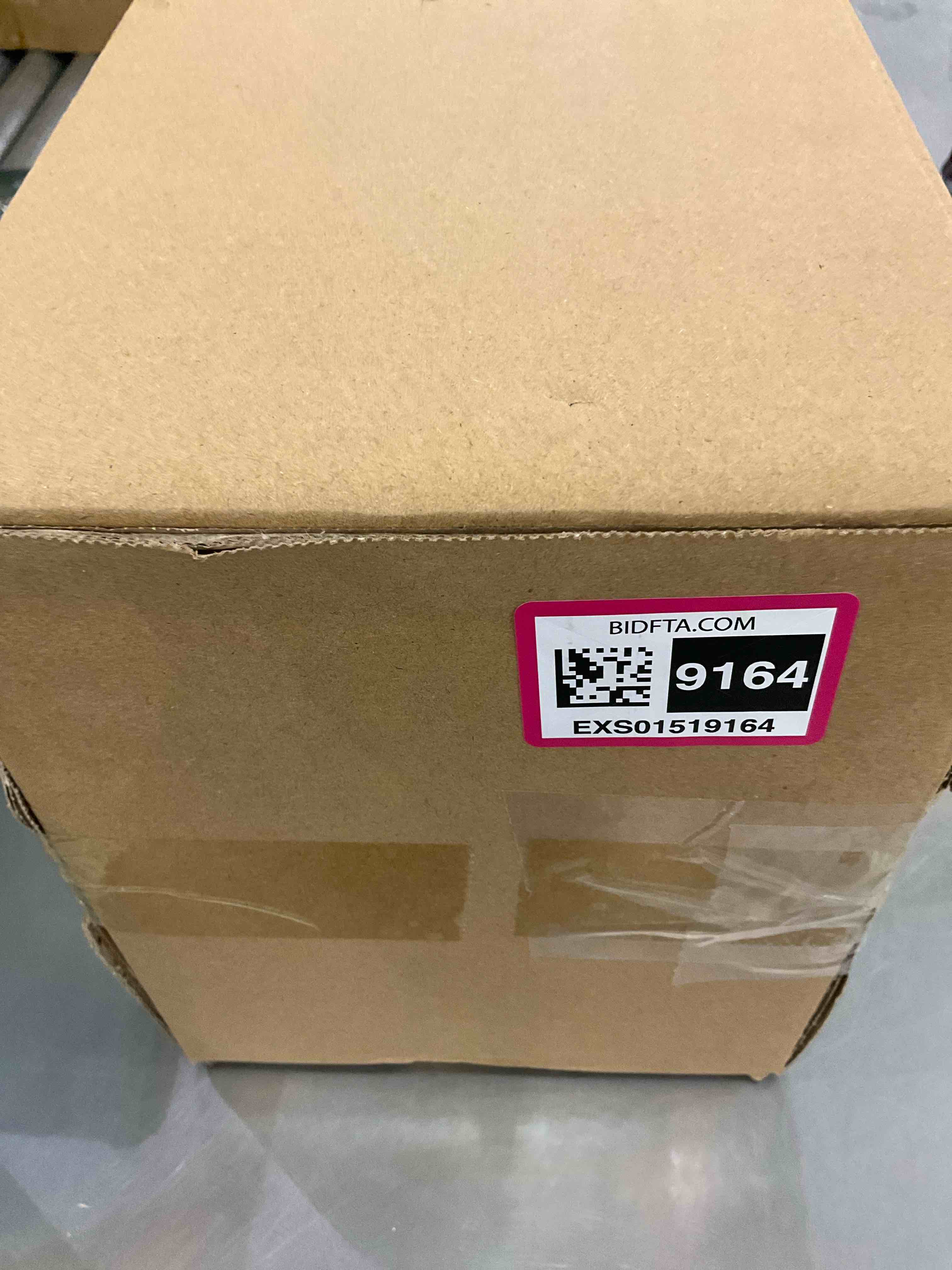 https://s3.amazonaws.com/lotting-images-prod/BargainHunt/EXS01519164_1716216152458.jpeg