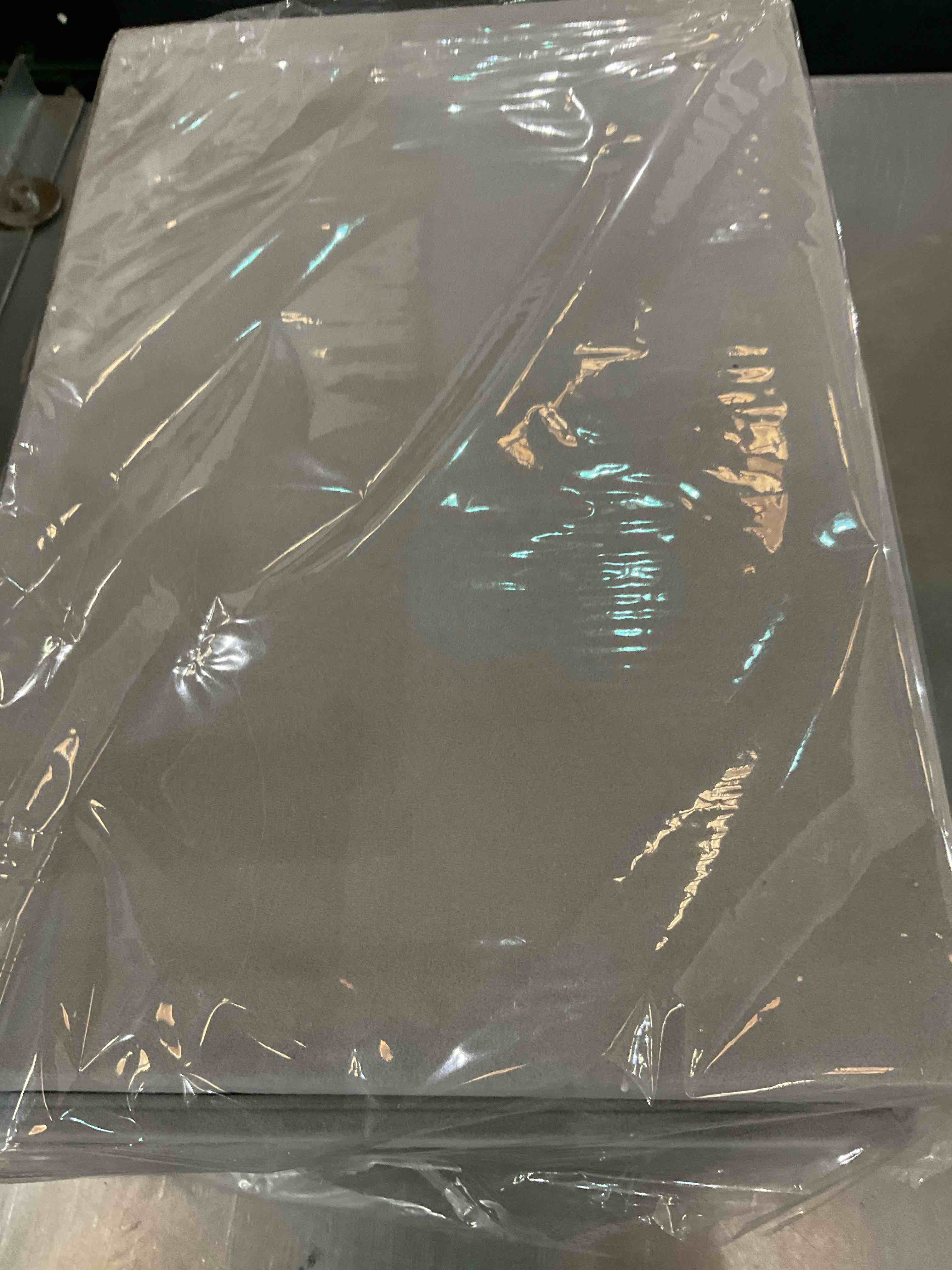 https://s3.amazonaws.com/lotting-images-prod/BargainHunt/EXS01519165_1716215923456.jpeg