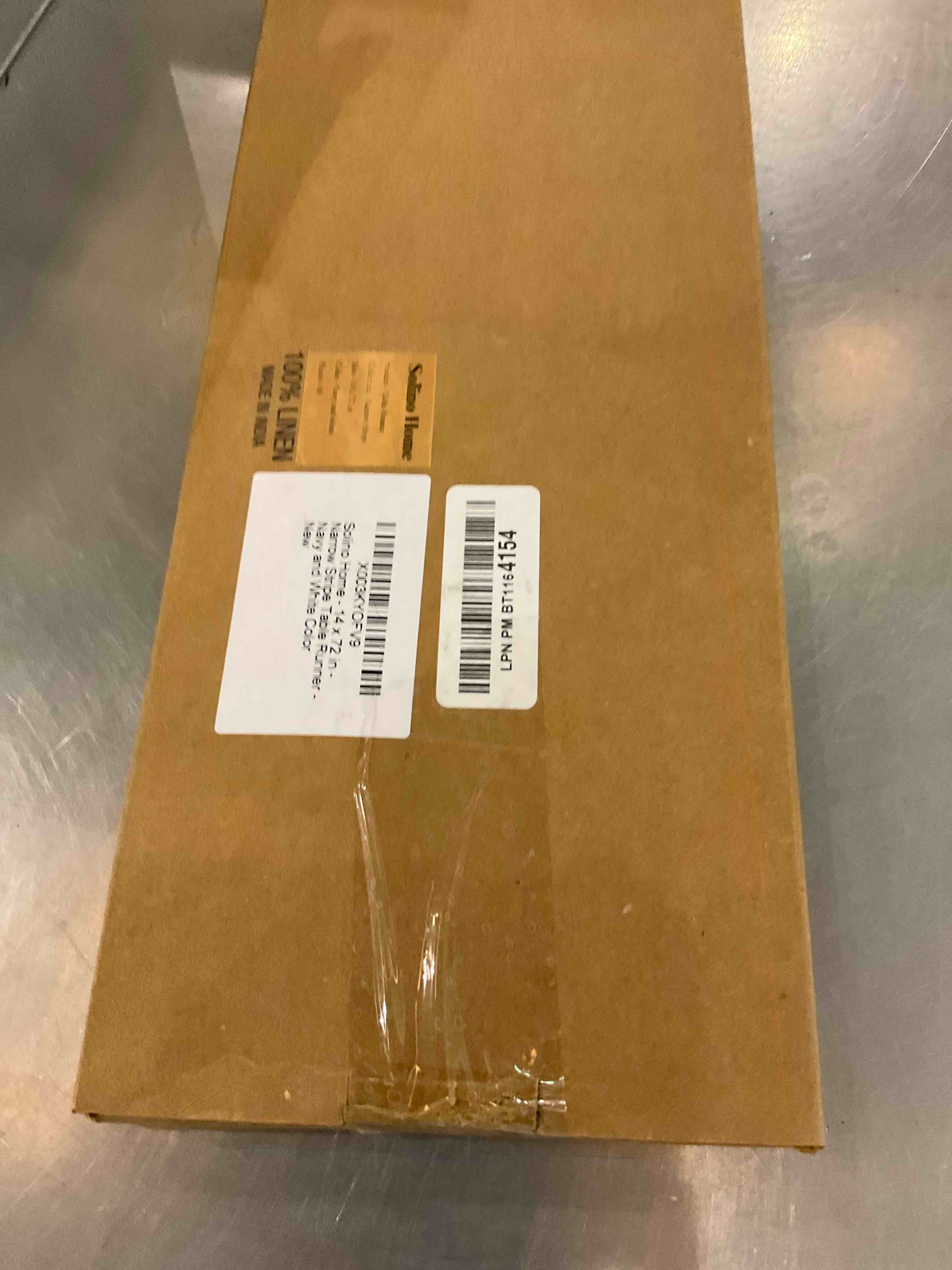 https://s3.amazonaws.com/lotting-images-prod/BargainHunt/EXS01519295_1716298437299.jpeg