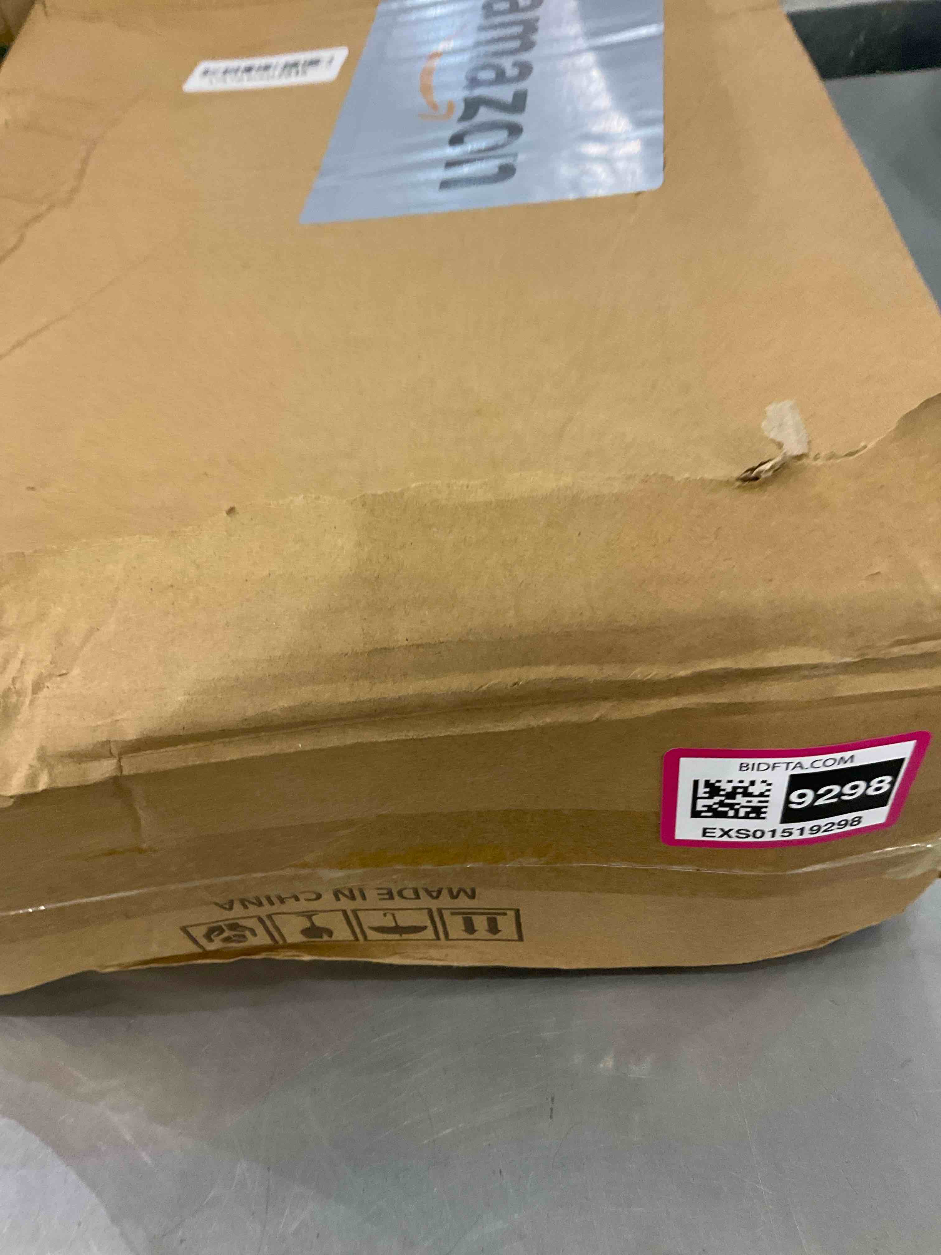 https://s3.amazonaws.com/lotting-images-prod/BargainHunt/EXS01519298_1716298120422.jpeg