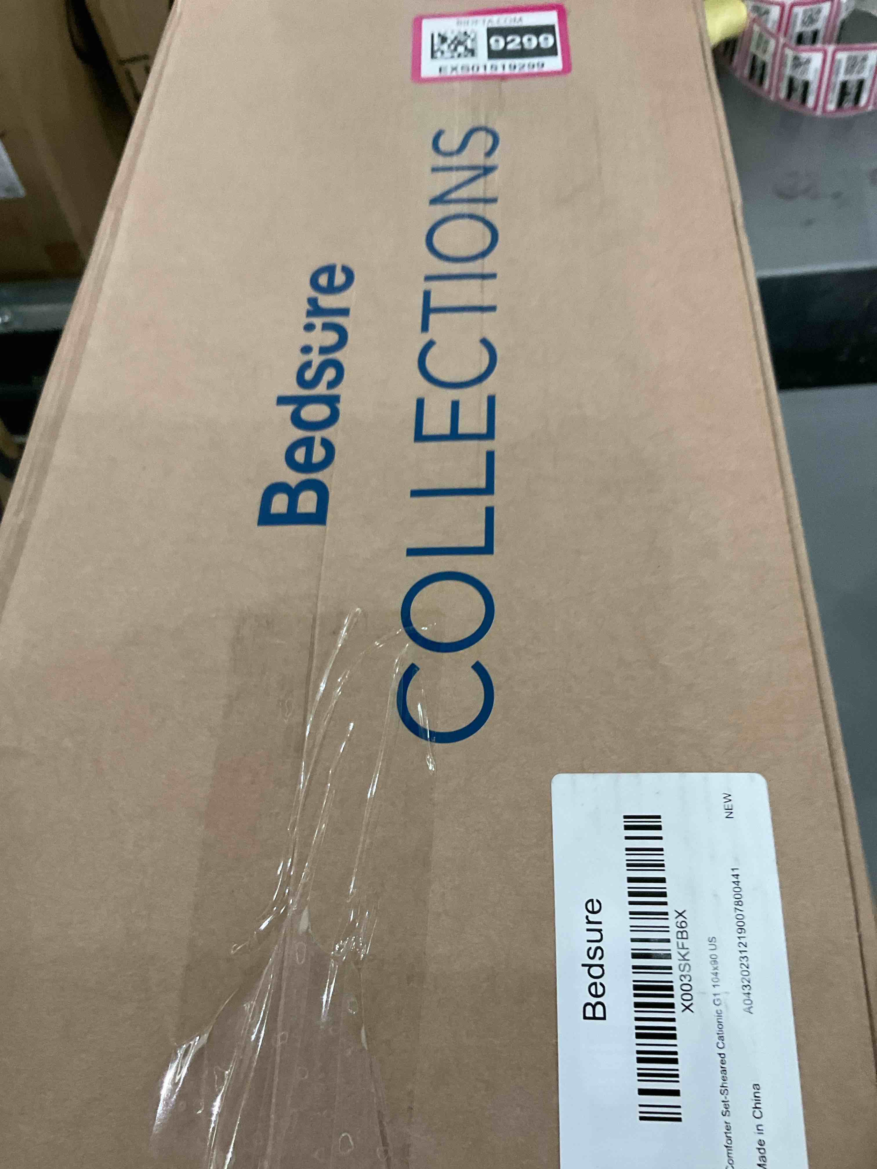 https://s3.amazonaws.com/lotting-images-prod/BargainHunt/EXS01519299_1716298049784.jpeg