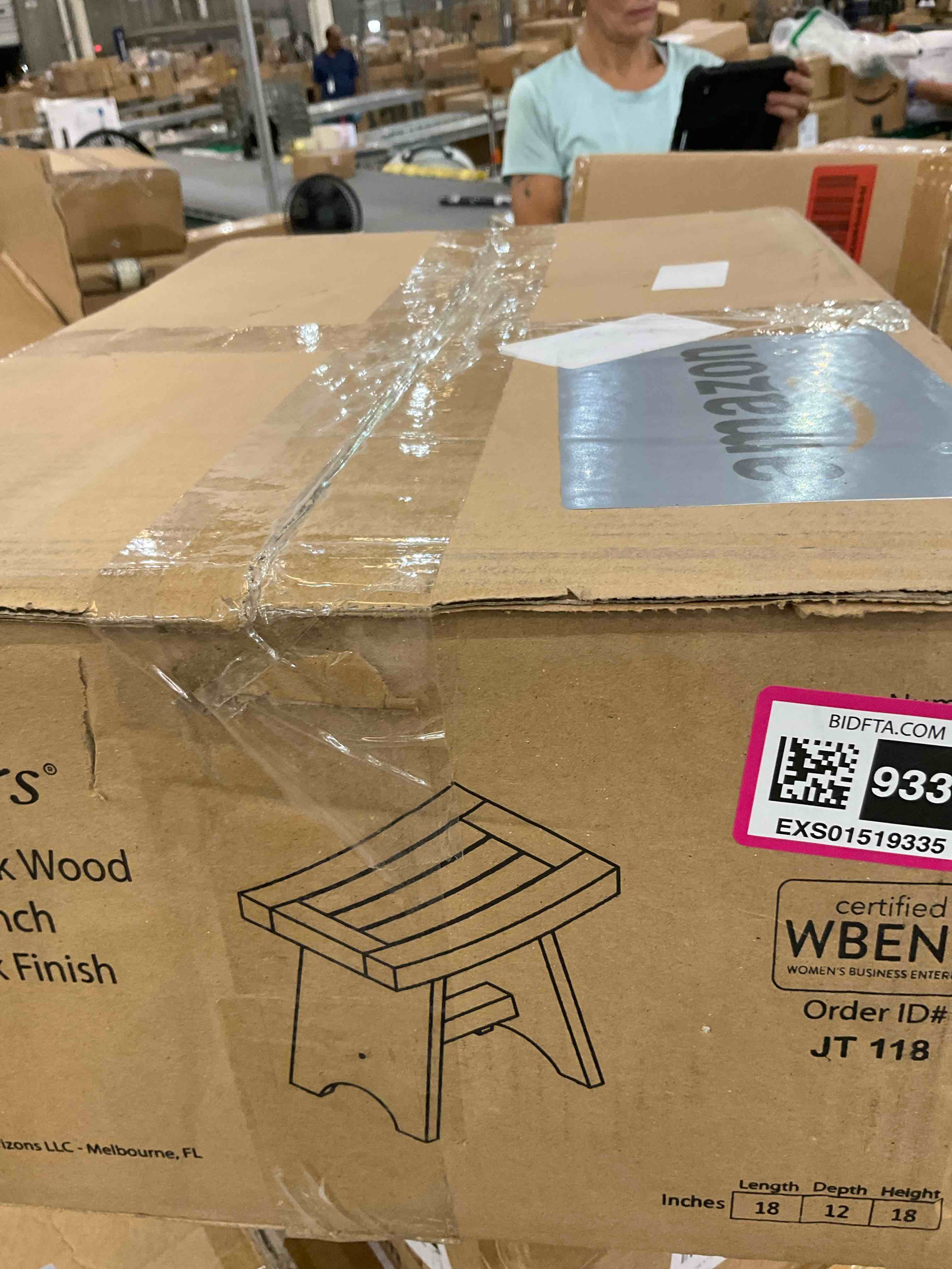 https://s3.amazonaws.com/lotting-images-prod/BargainHunt/EXS01519335_1716310982671.jpeg
