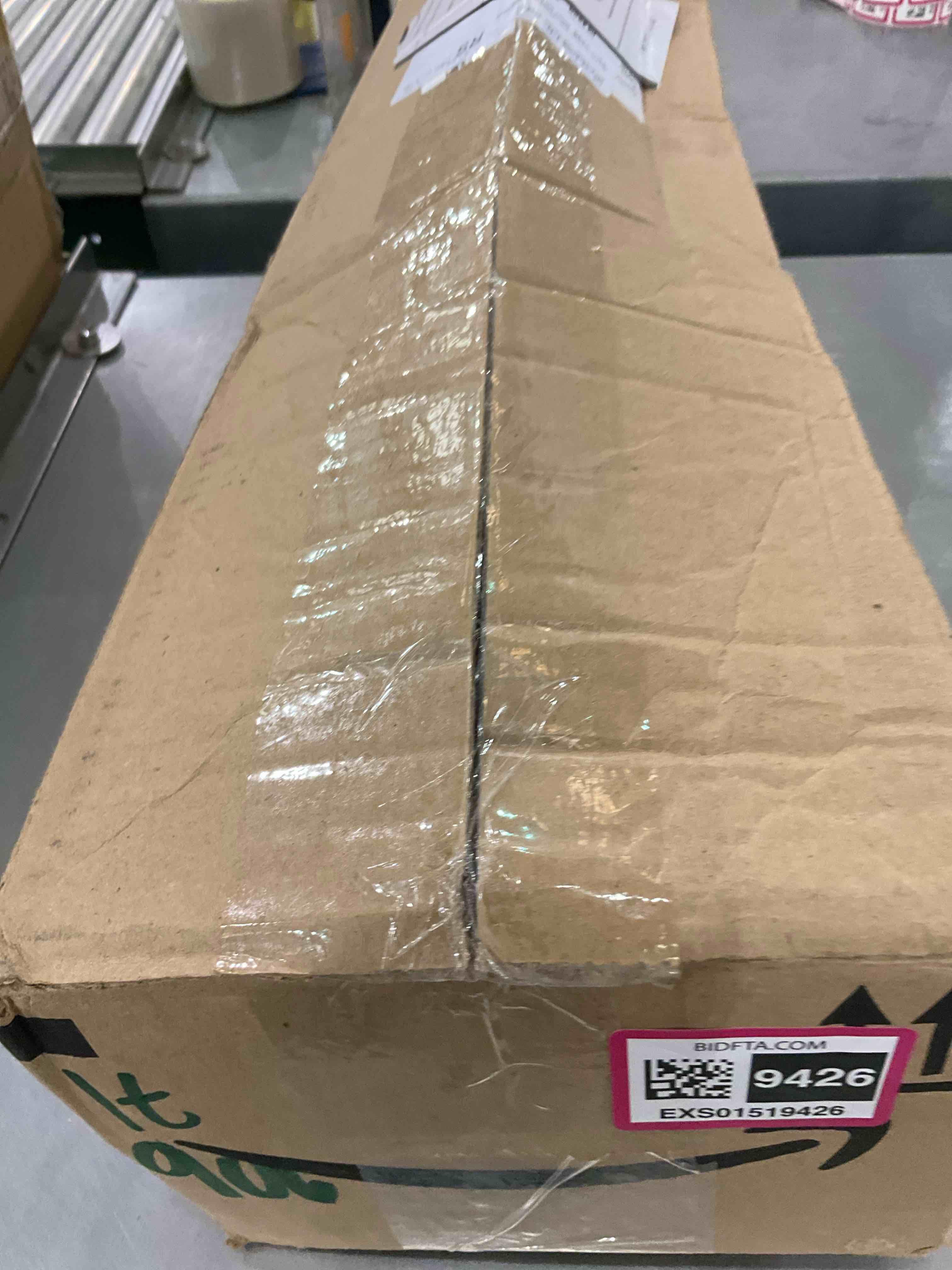 https://s3.amazonaws.com/lotting-images-prod/BargainHunt/EXS01519426_1716472702402.jpeg