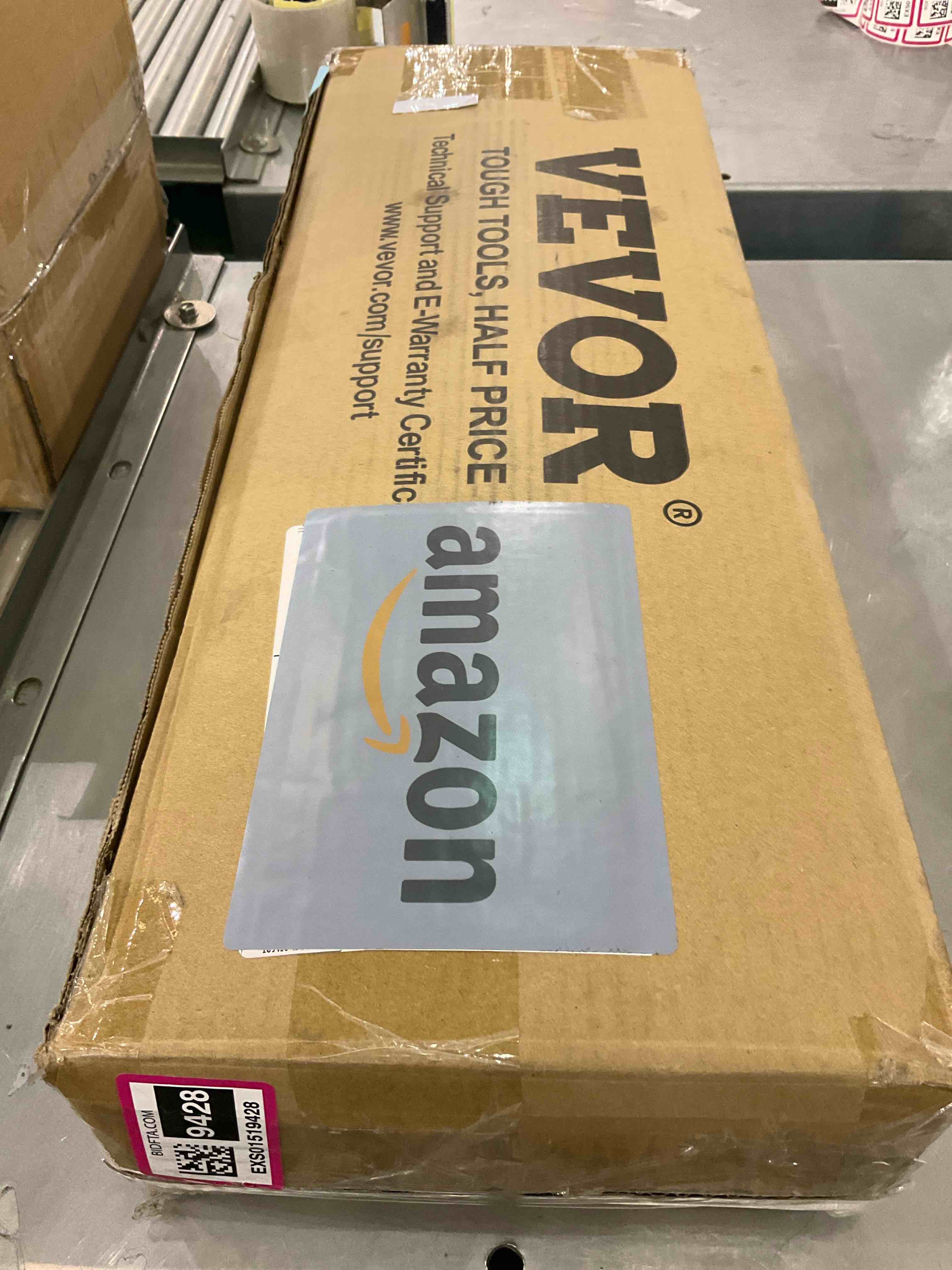 https://s3.amazonaws.com/lotting-images-prod/BargainHunt/EXS01519428_1716472967261.jpeg