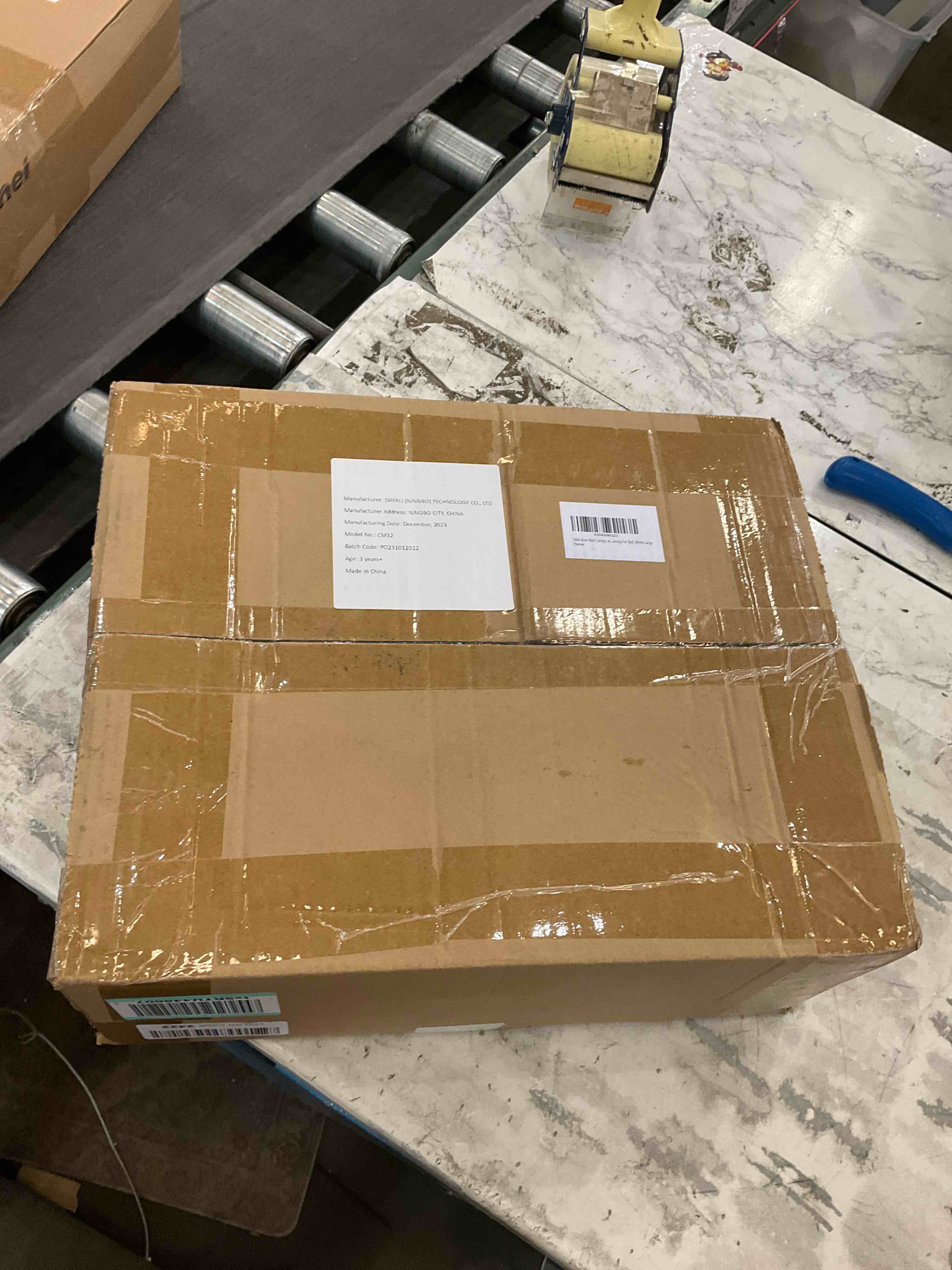https://s3.amazonaws.com/lotting-images-prod/BargainHunt/EXS01519689_1717005173502.jpeg