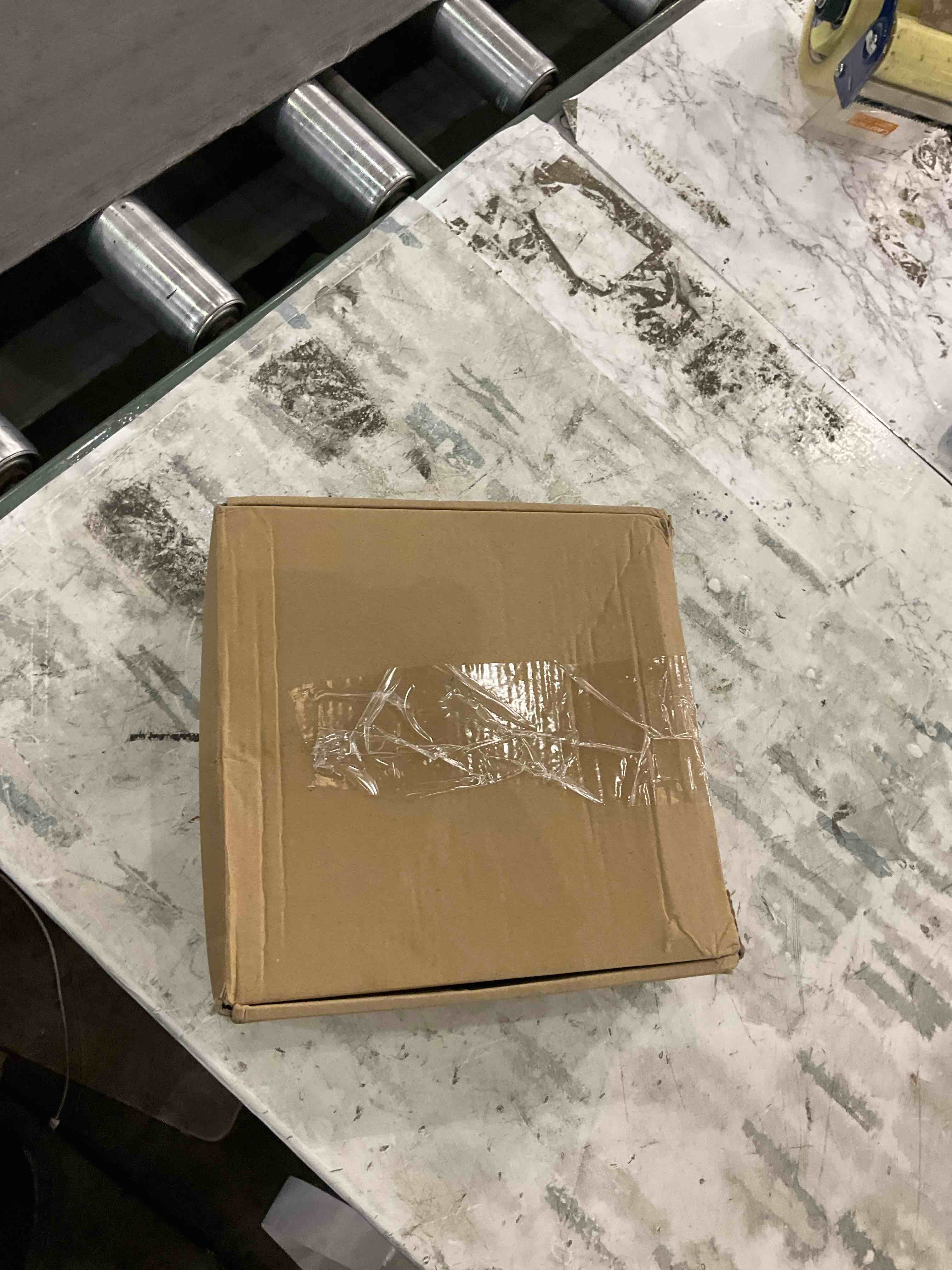 https://s3.amazonaws.com/lotting-images-prod/BargainHunt/EXS01519747_1717071931923.jpeg