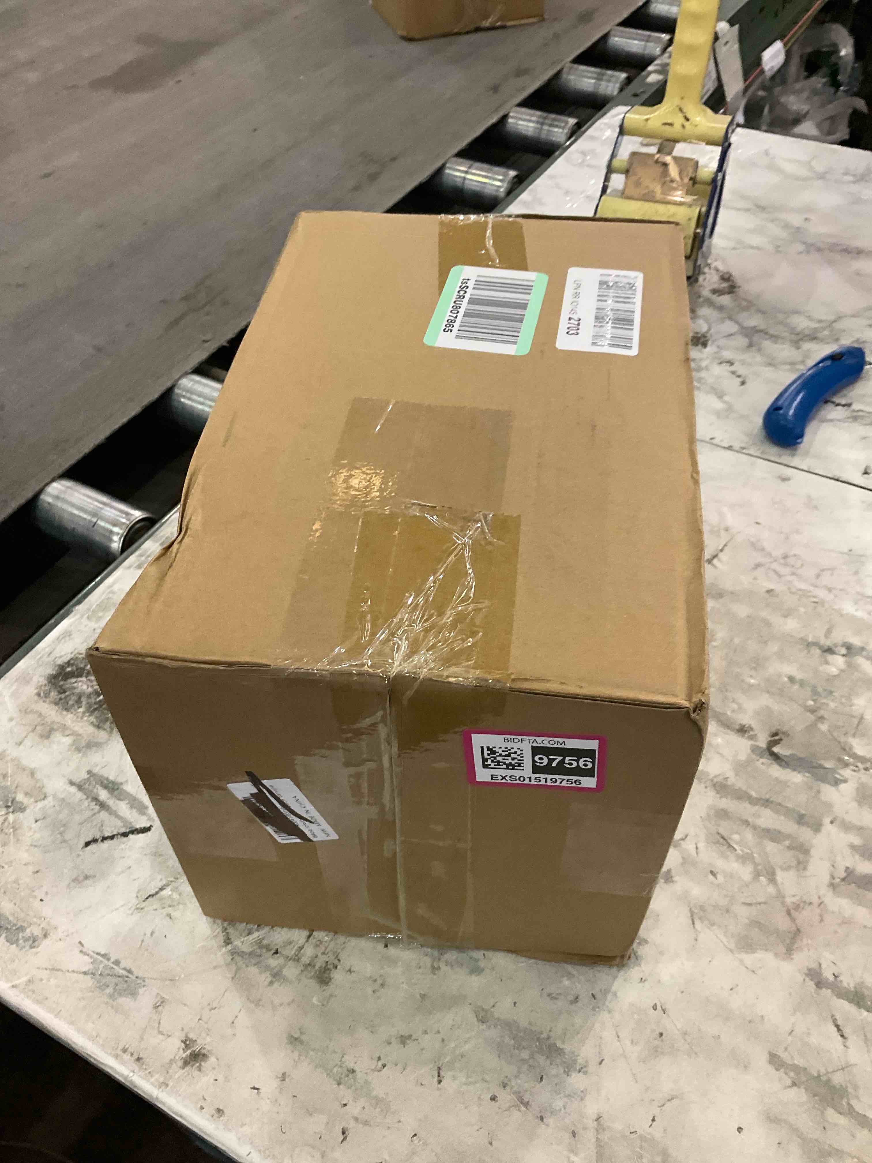 https://s3.amazonaws.com/lotting-images-prod/BargainHunt/EXS01519756_1717072490783.jpeg