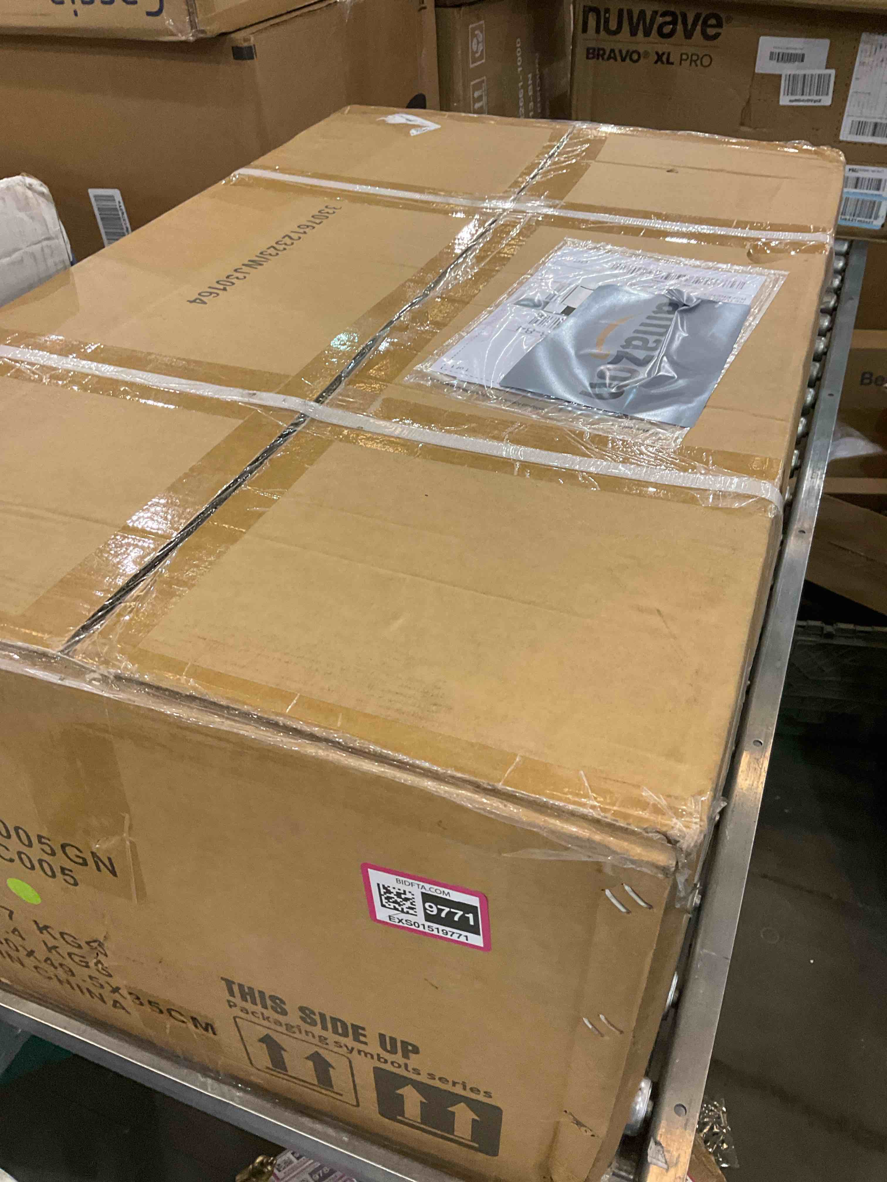 https://s3.amazonaws.com/lotting-images-prod/BargainHunt/EXS01519771_1717075646087.jpeg