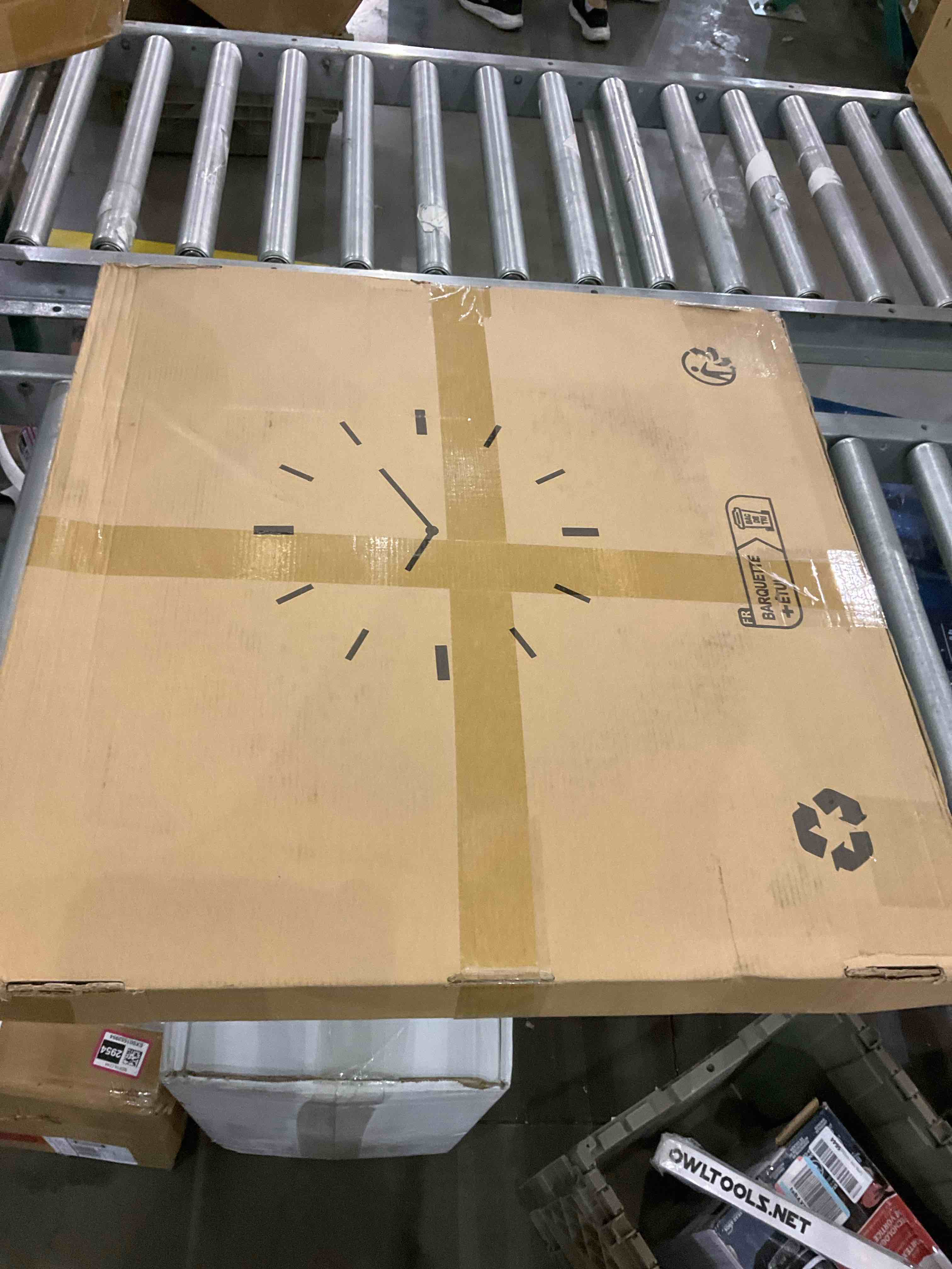 https://s3.amazonaws.com/lotting-images-prod/BargainHunt/EXS01519923_1717155520930.jpeg
