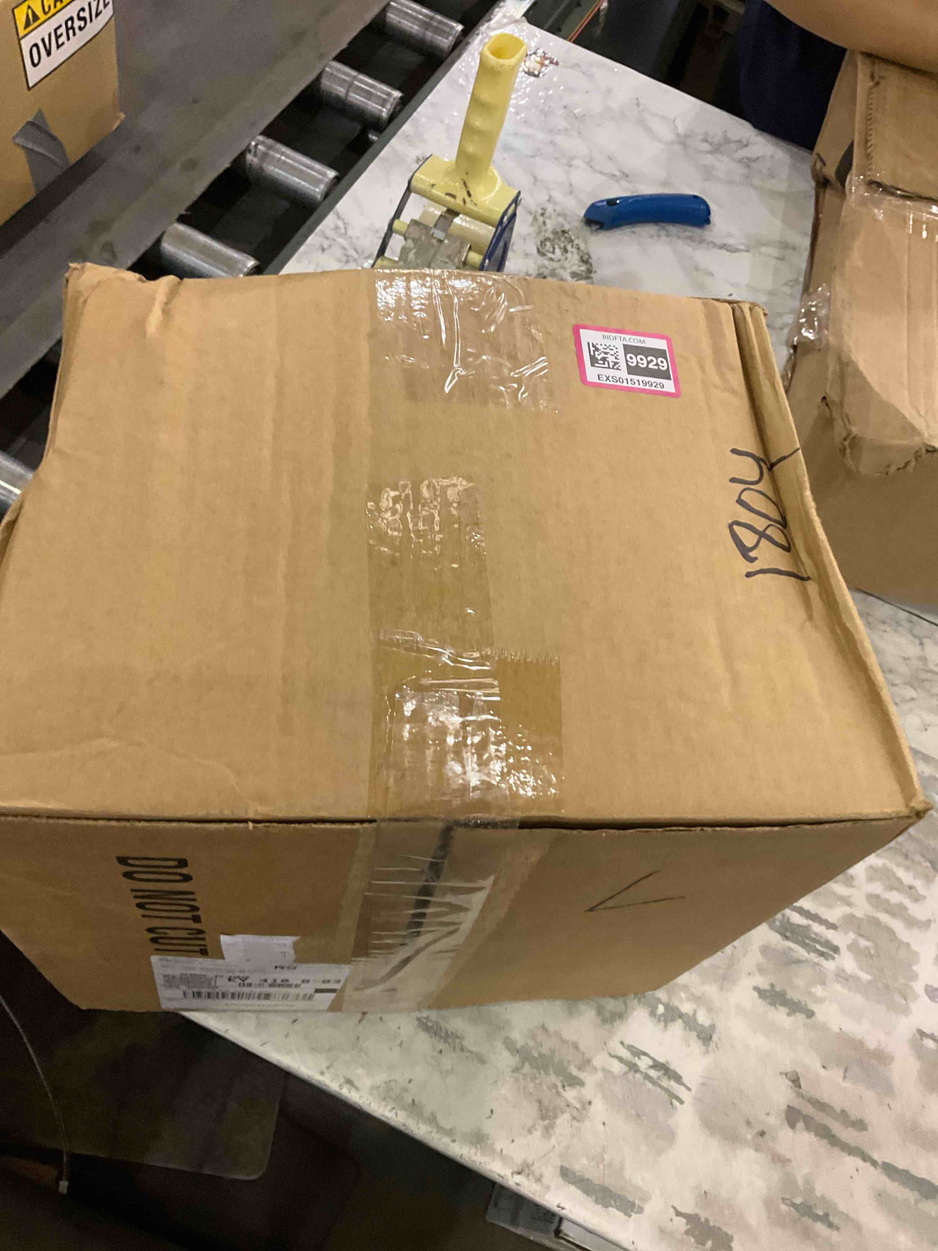 https://s3.amazonaws.com/lotting-images-prod/BargainHunt/EXS01519929_1717156705352.jpeg