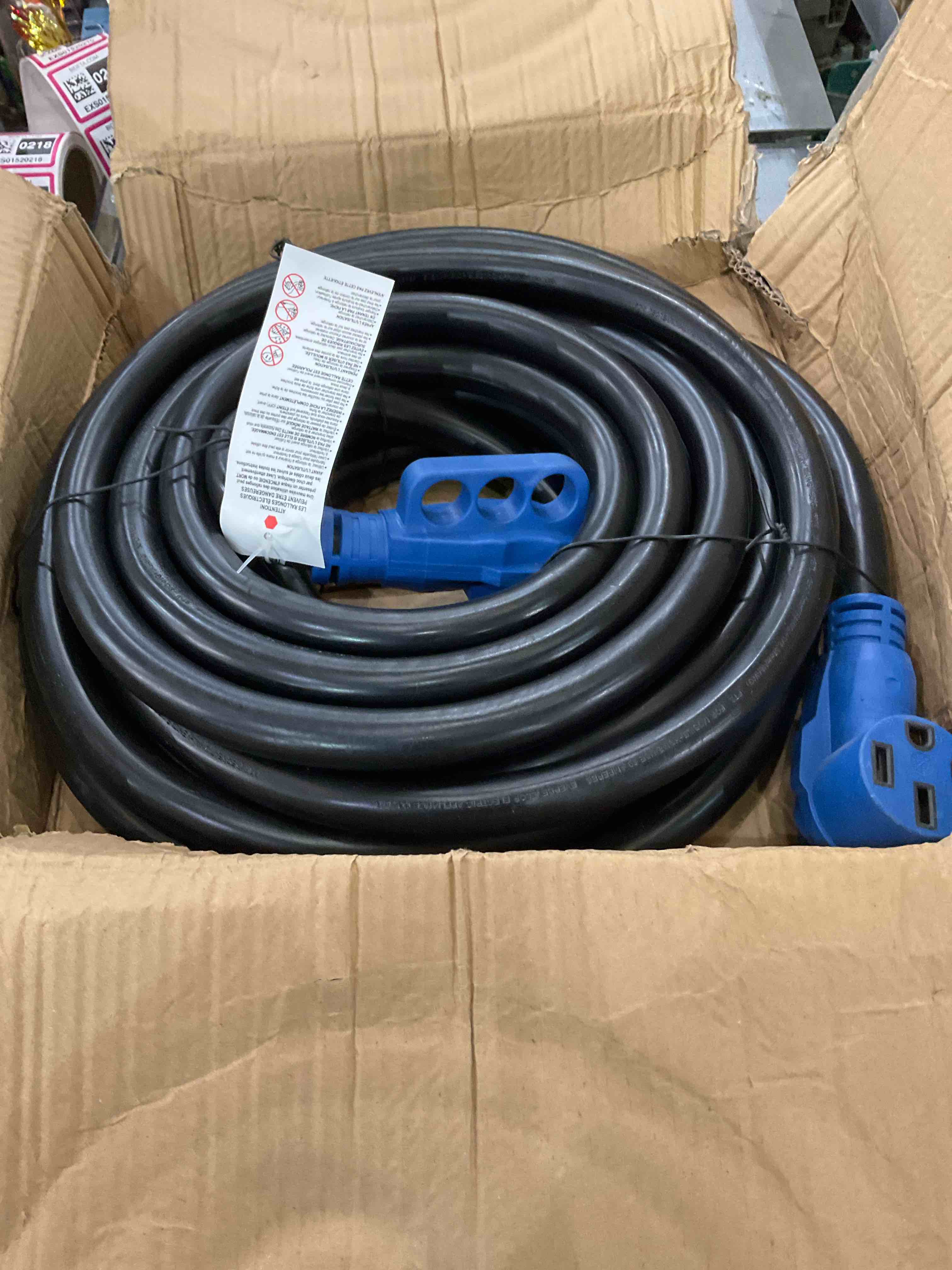 https://s3.amazonaws.com/lotting-images-prod/BargainHunt/EXS01520203_1715194672368.jpeg