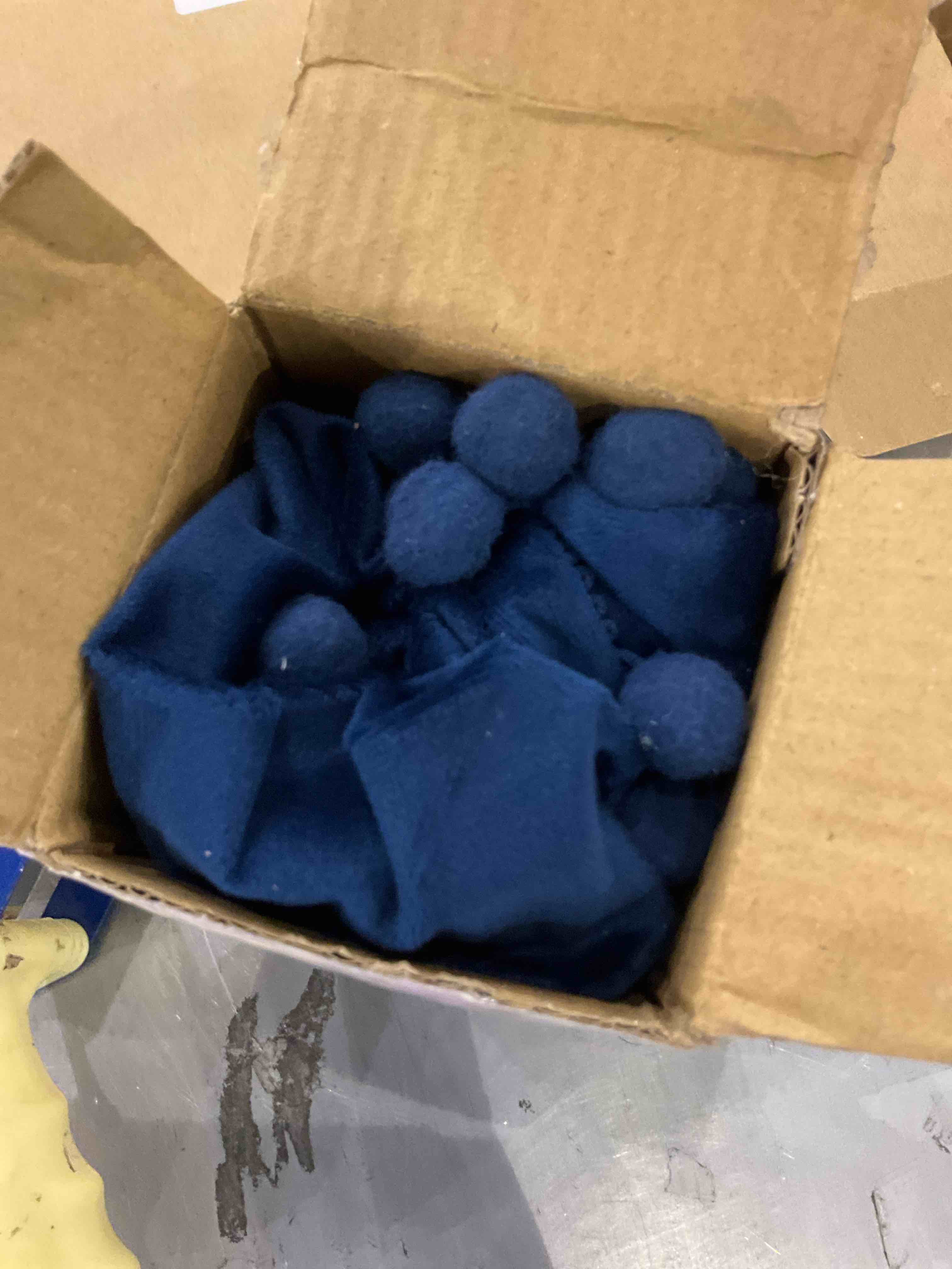 https://s3.amazonaws.com/lotting-images-prod/BargainHunt/EXS01520213_1715253669829.jpeg