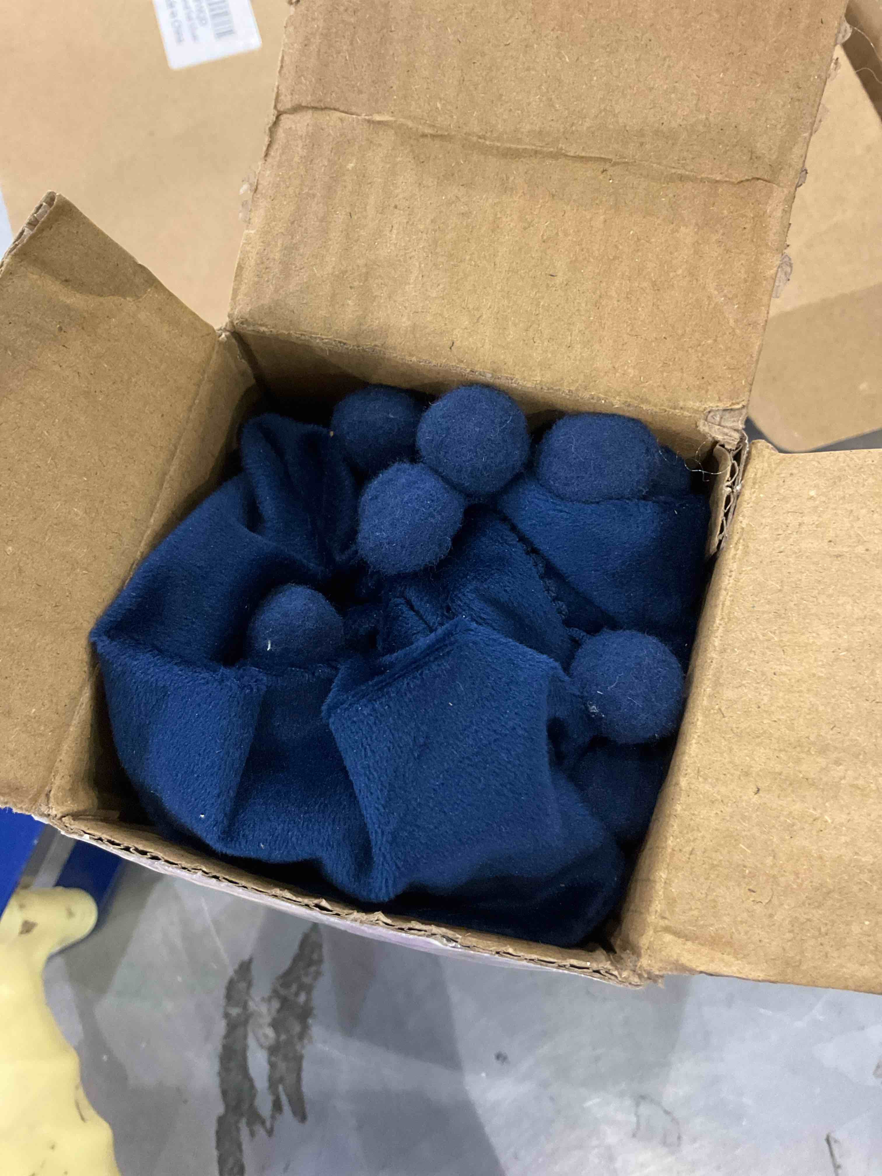 https://s3.amazonaws.com/lotting-images-prod/BargainHunt/EXS01520213_1715253671253.jpeg