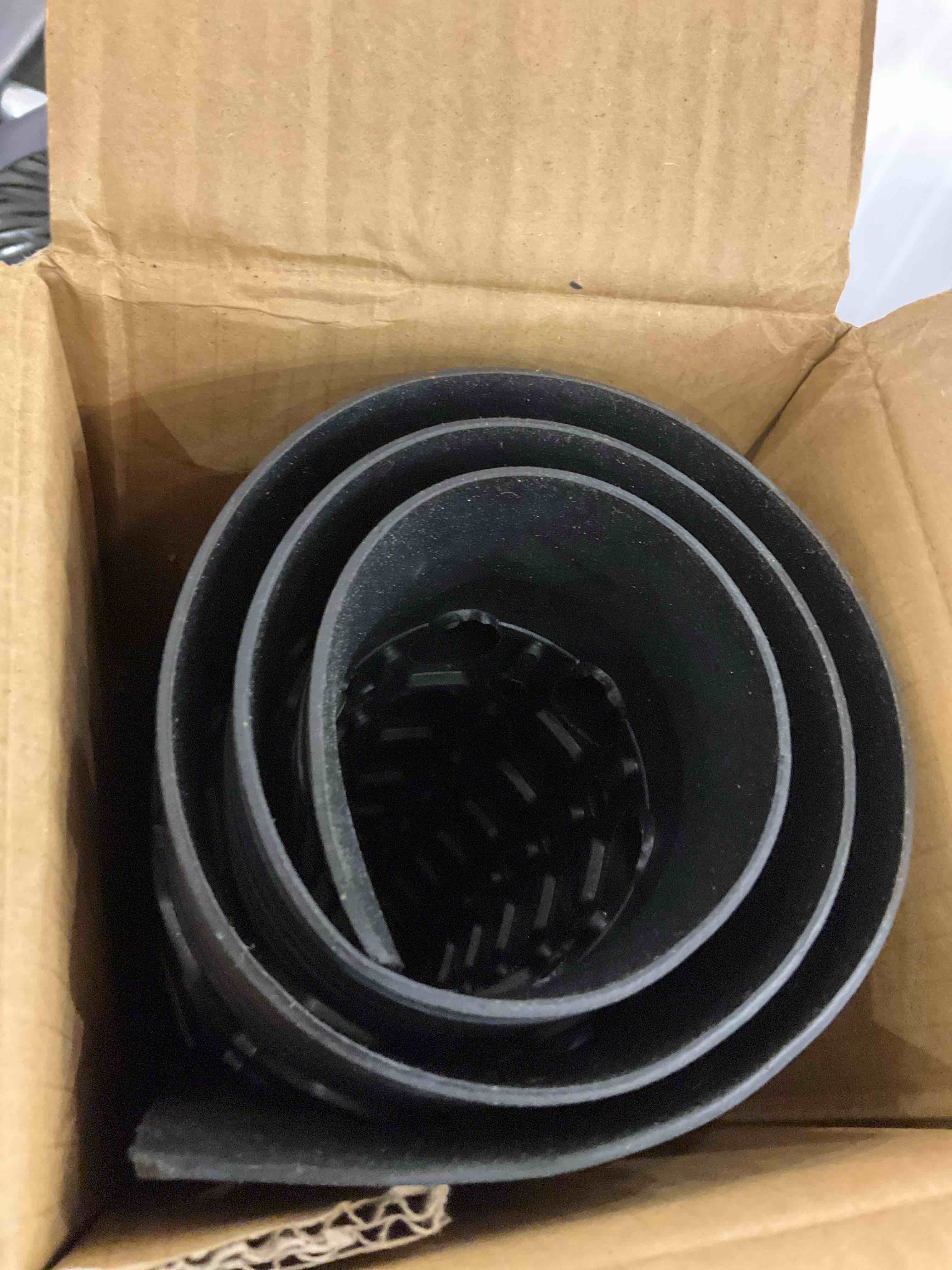 https://s3.amazonaws.com/lotting-images-prod/BargainHunt/EXS01520330_1715268921290.jpeg