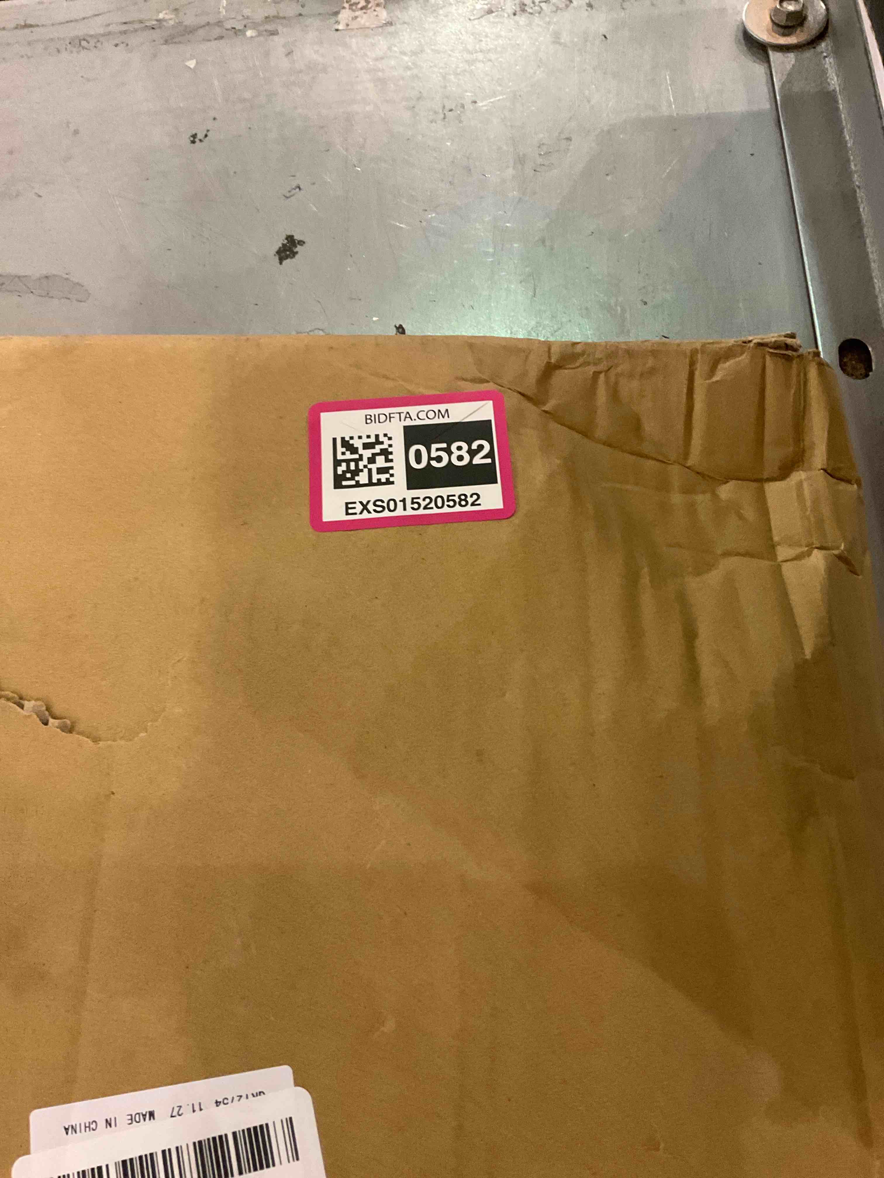 https://s3.amazonaws.com/lotting-images-prod/BargainHunt/EXS01520582_1715267696981.jpeg