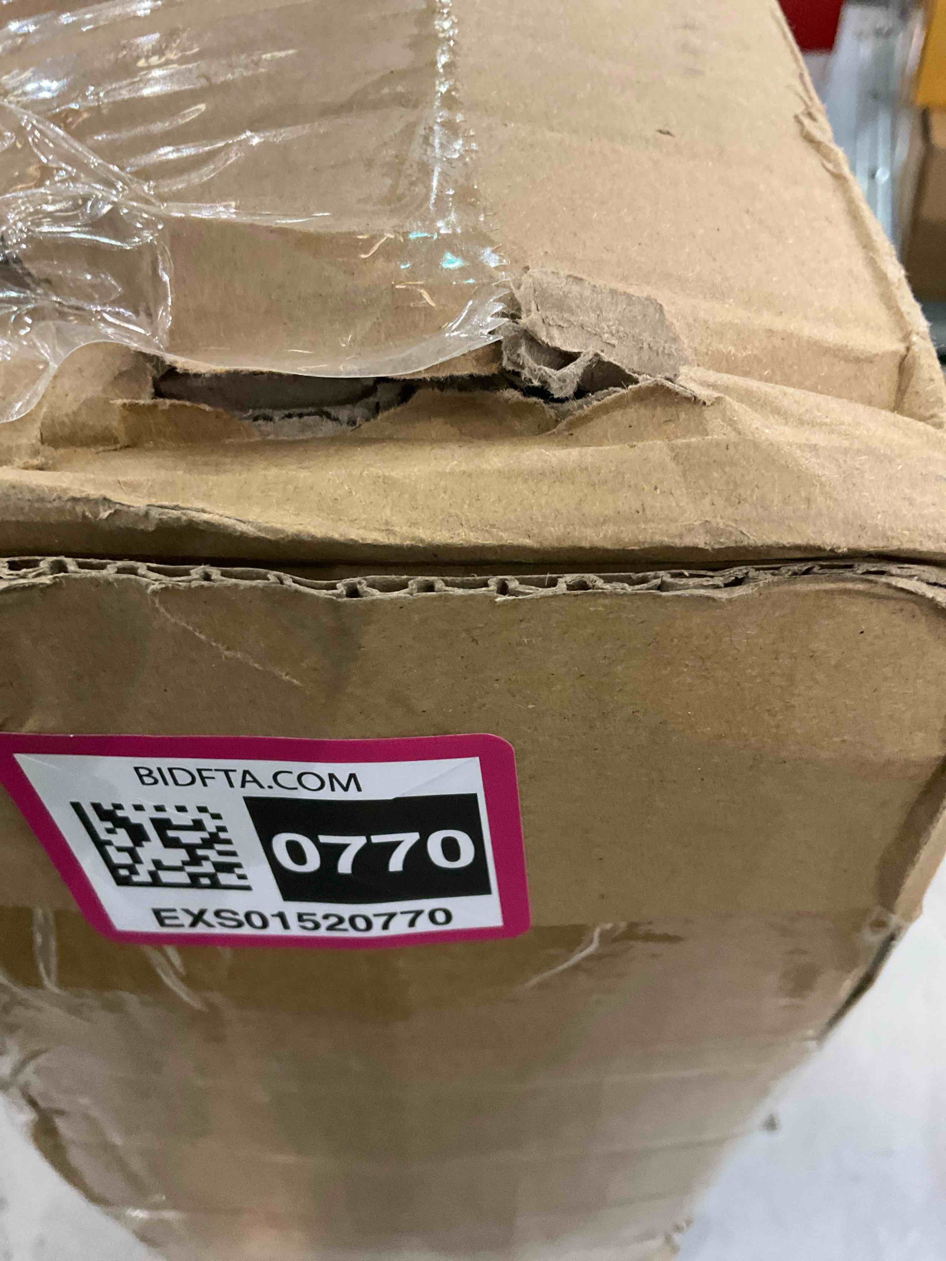 https://s3.amazonaws.com/lotting-images-prod/BargainHunt/EXS01520770_1715353815328.jpeg