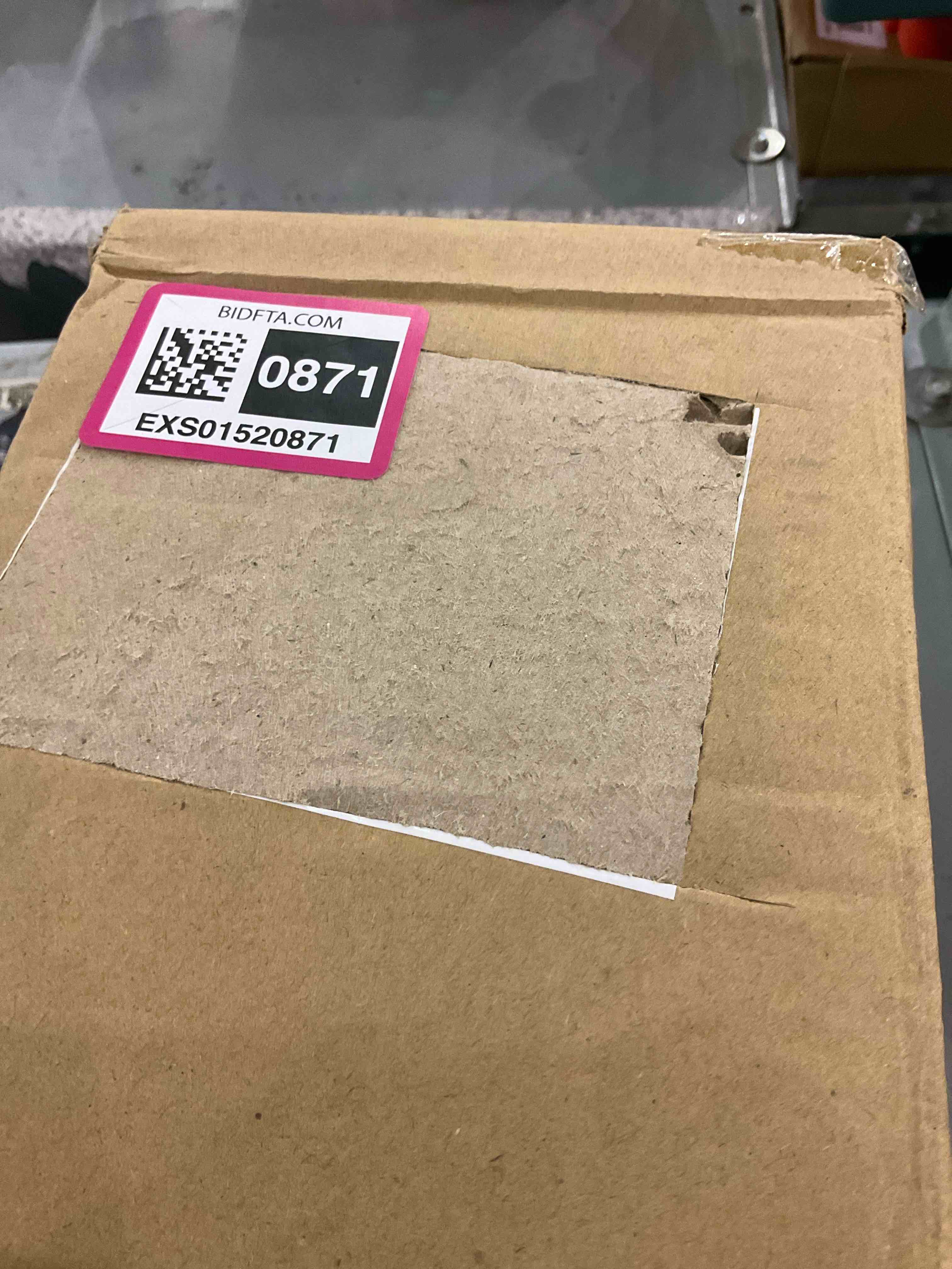 https://s3.amazonaws.com/lotting-images-prod/BargainHunt/EXS01520871_1715598855867.jpeg