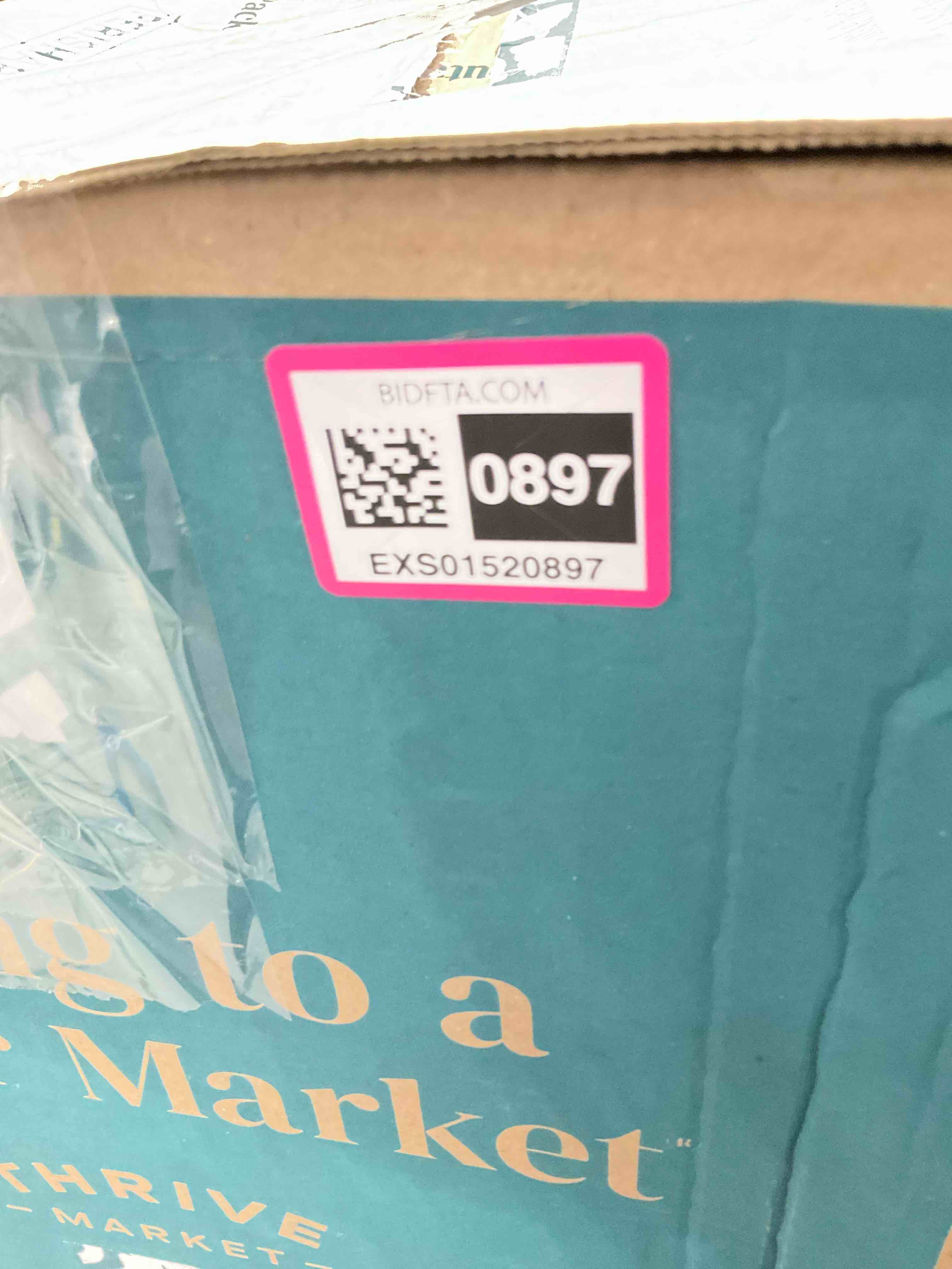 https://s3.amazonaws.com/lotting-images-prod/BargainHunt/EXS01520897_1715601721616.jpeg