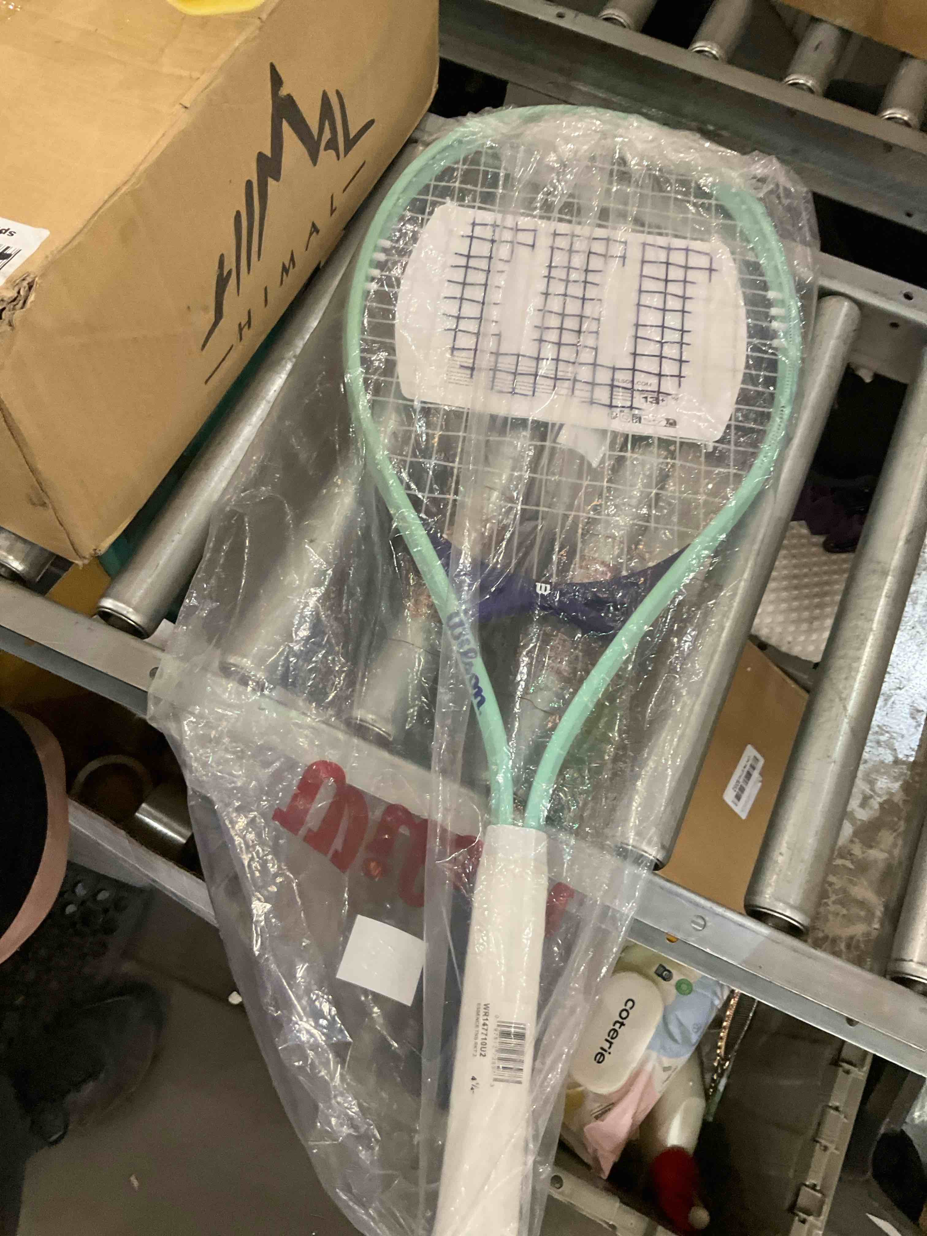 https://s3.amazonaws.com/lotting-images-prod/BargainHunt/EXS01521126_1718983591695.jpeg