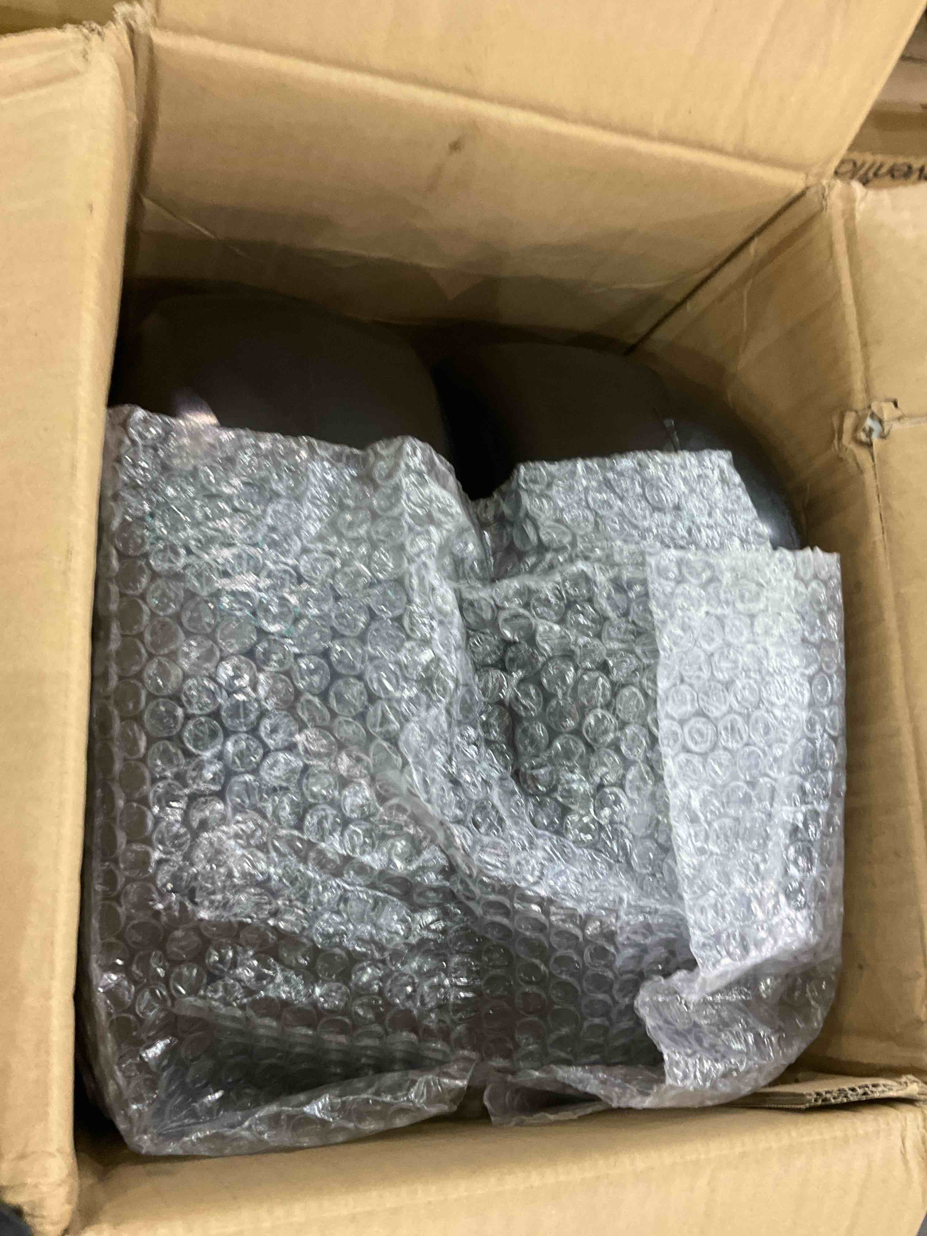 https://s3.amazonaws.com/lotting-images-prod/BargainHunt/EXS01521172_1719231684947.jpeg