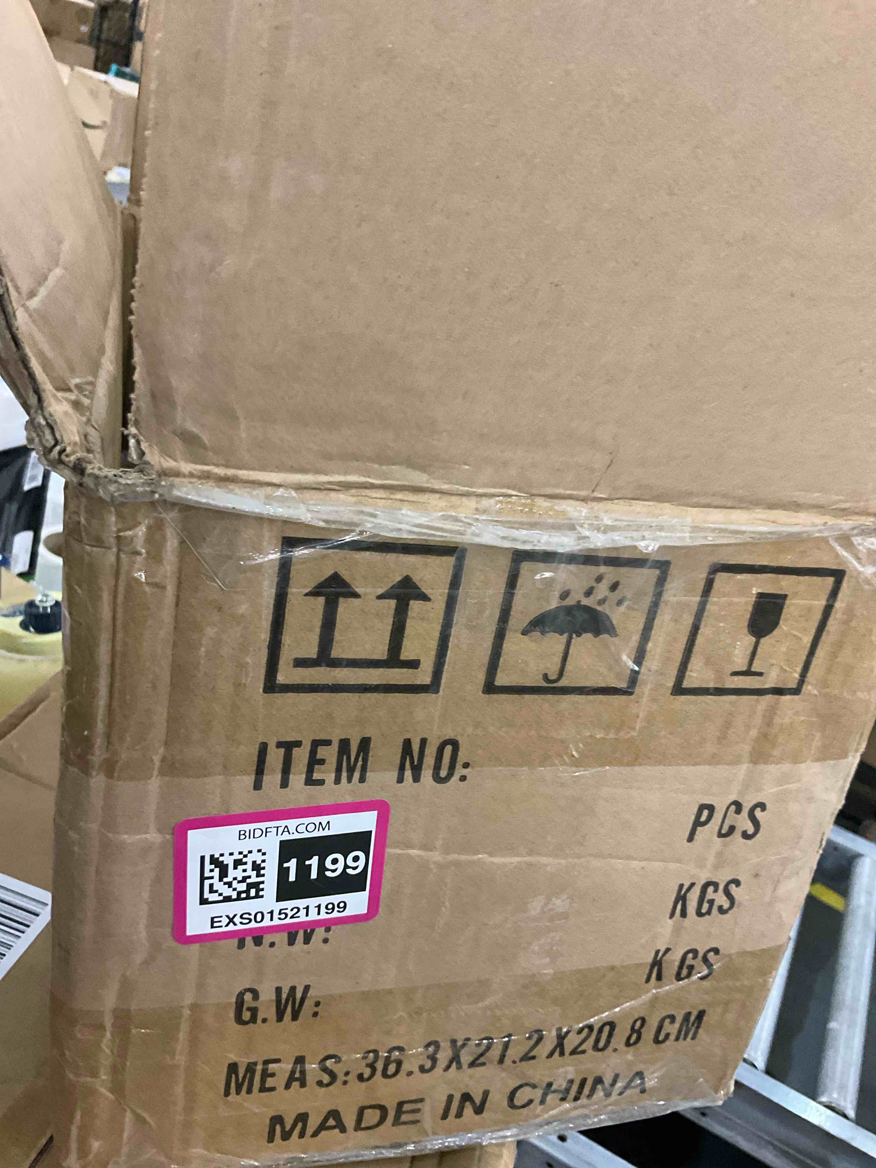 https://s3.amazonaws.com/lotting-images-prod/BargainHunt/EXS01521199_1719314859008.jpeg