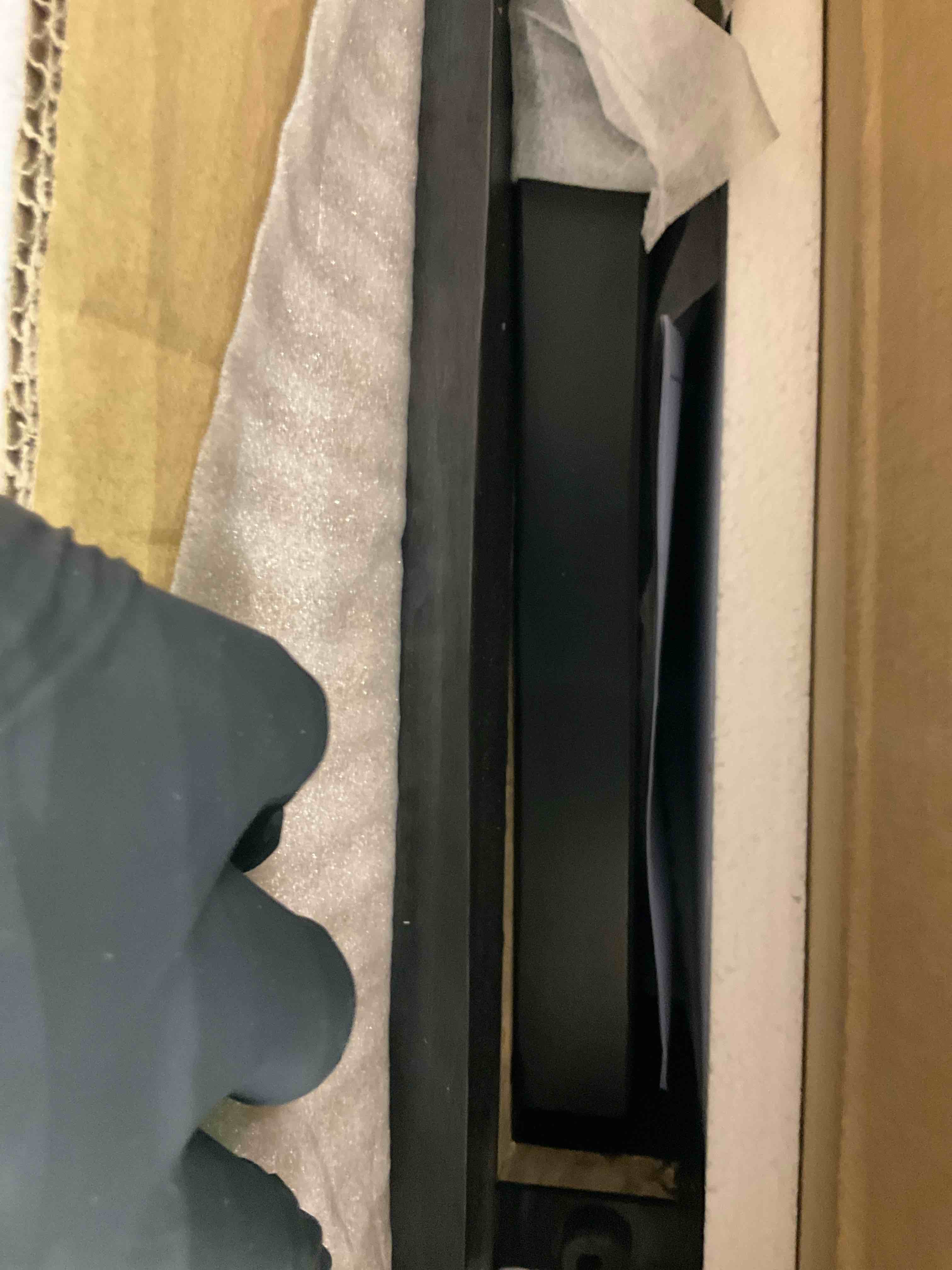 https://s3.amazonaws.com/lotting-images-prod/BargainHunt/EXS01521317_1719409117669.jpeg