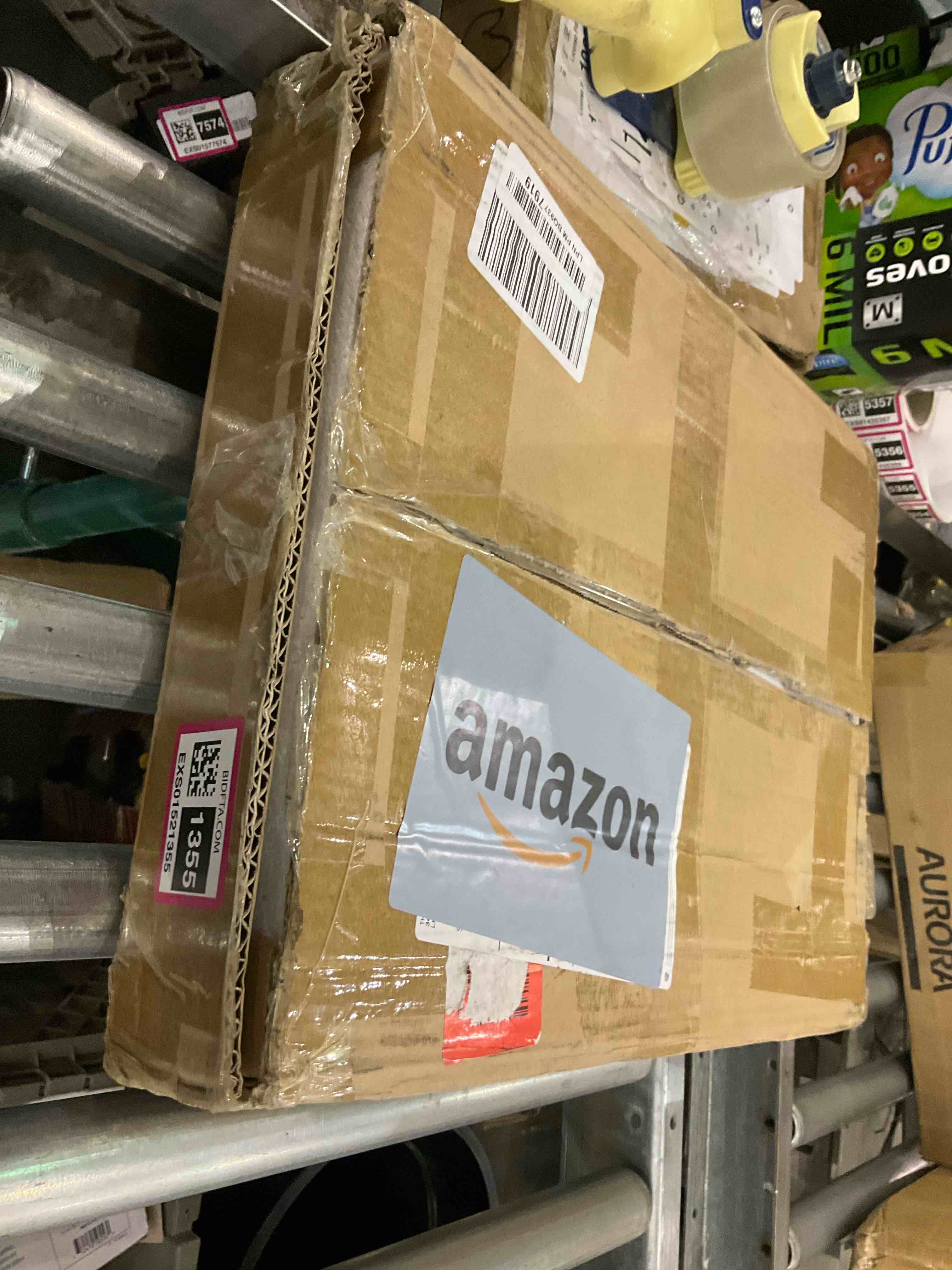 https://s3.amazonaws.com/lotting-images-prod/BargainHunt/EXS01521355_1719833212527.jpeg