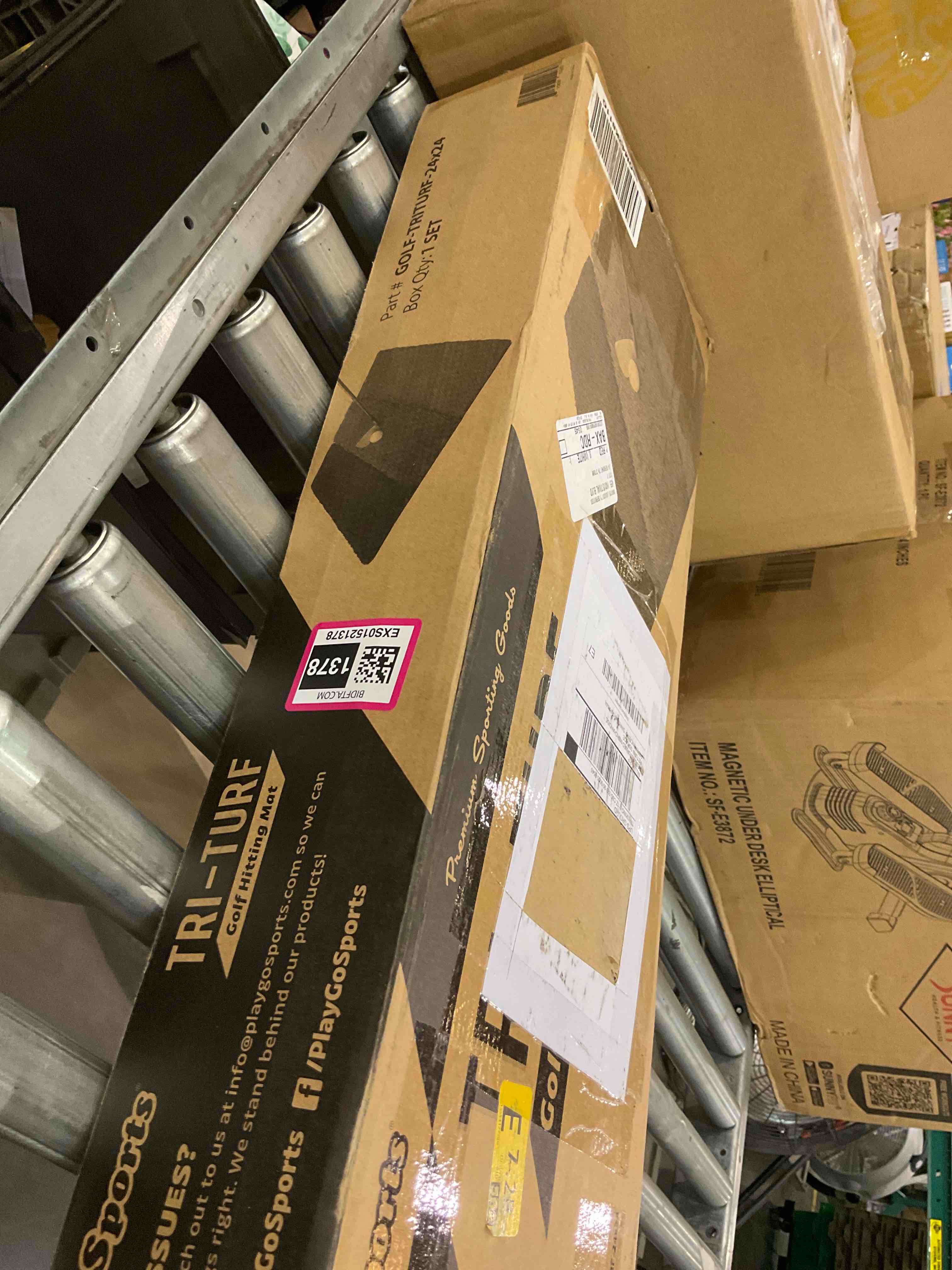 https://s3.amazonaws.com/lotting-images-prod/BargainHunt/EXS01521378_1719842155963.jpeg