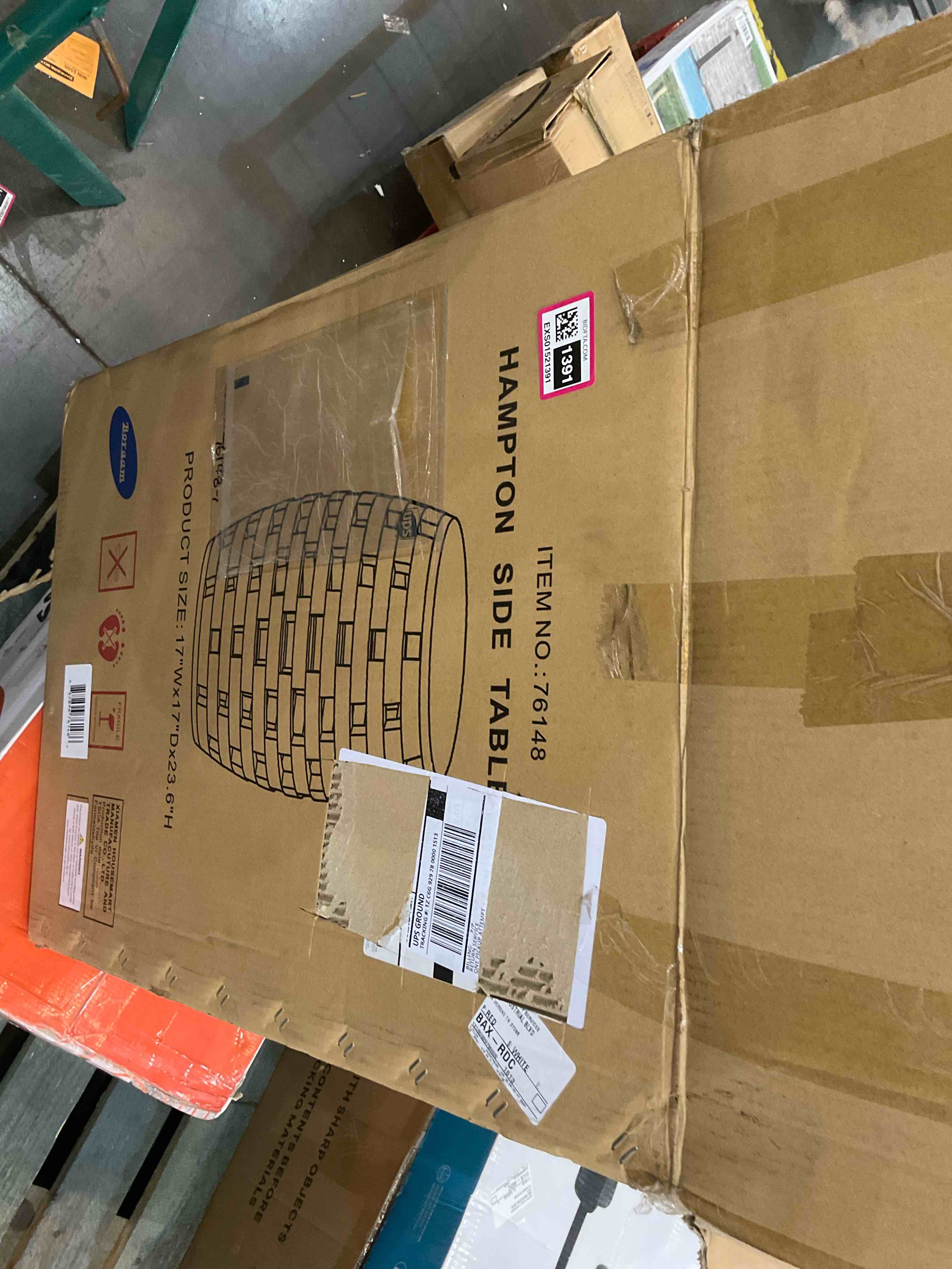 https://s3.amazonaws.com/lotting-images-prod/BargainHunt/EXS01521391_1719845026849.jpeg