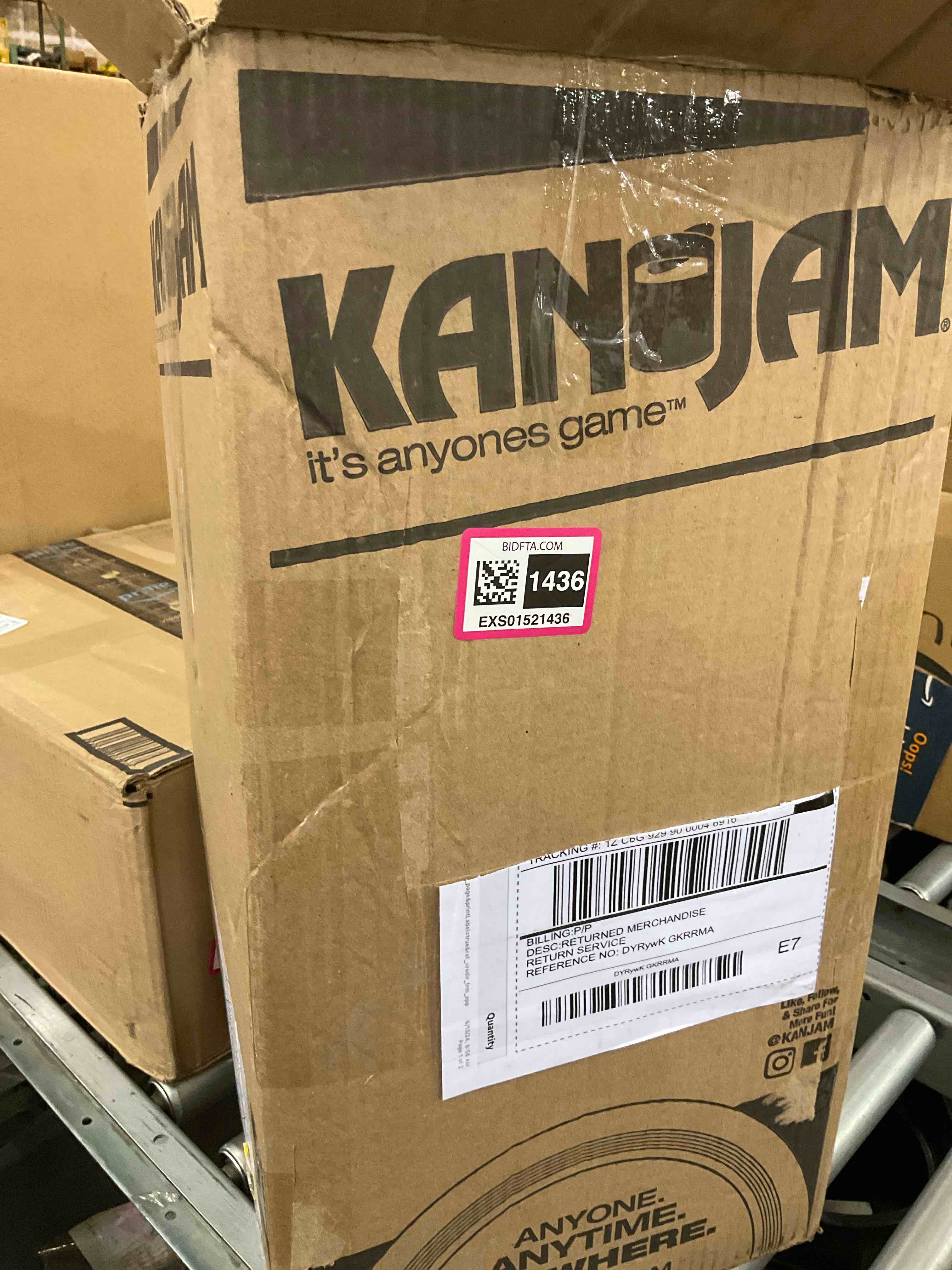 https://s3.amazonaws.com/lotting-images-prod/BargainHunt/EXS01521436_1719928103143.jpeg