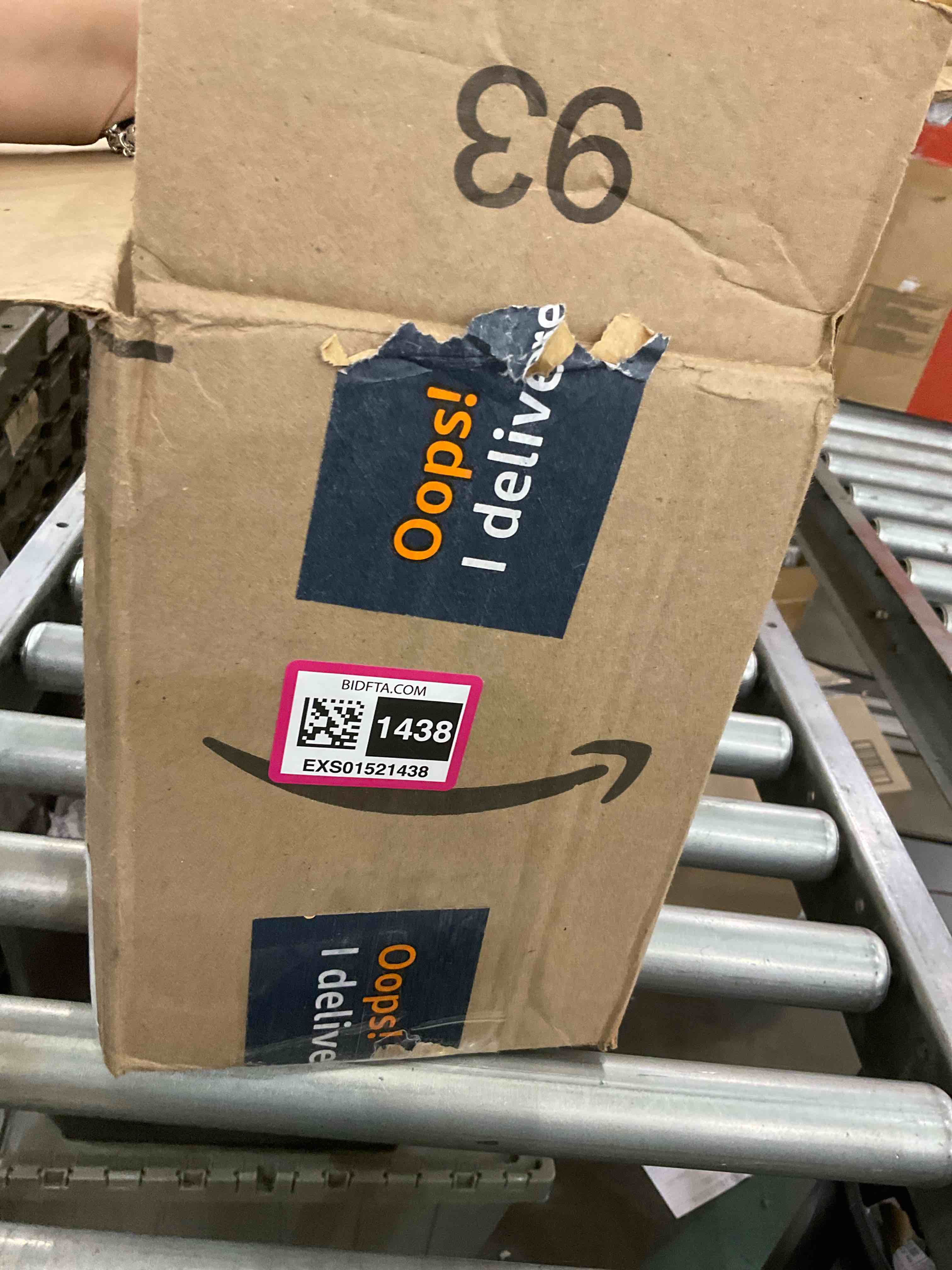 https://s3.amazonaws.com/lotting-images-prod/BargainHunt/EXS01521438_1719928397798.jpeg