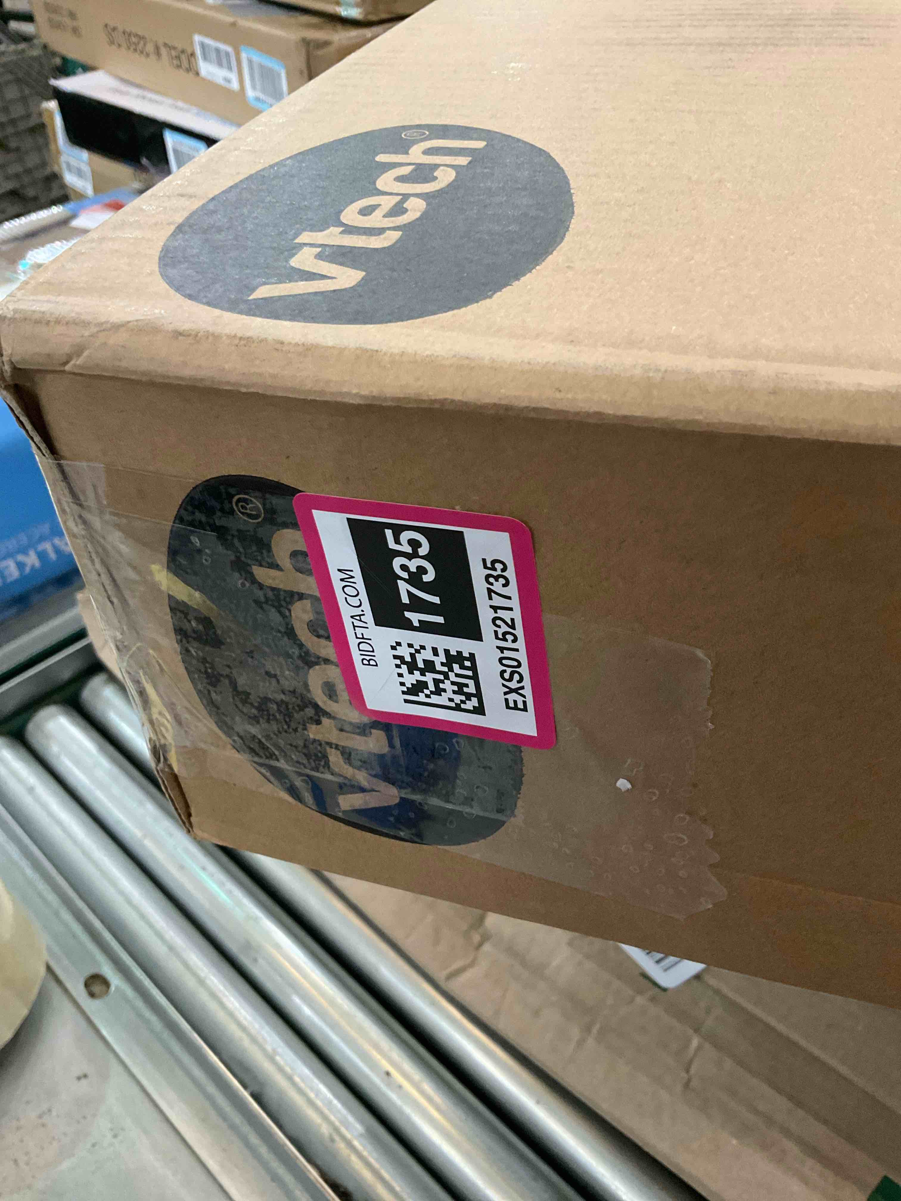 https://s3.amazonaws.com/lotting-images-prod/BargainHunt/EXS01521735_1715101355785.jpeg