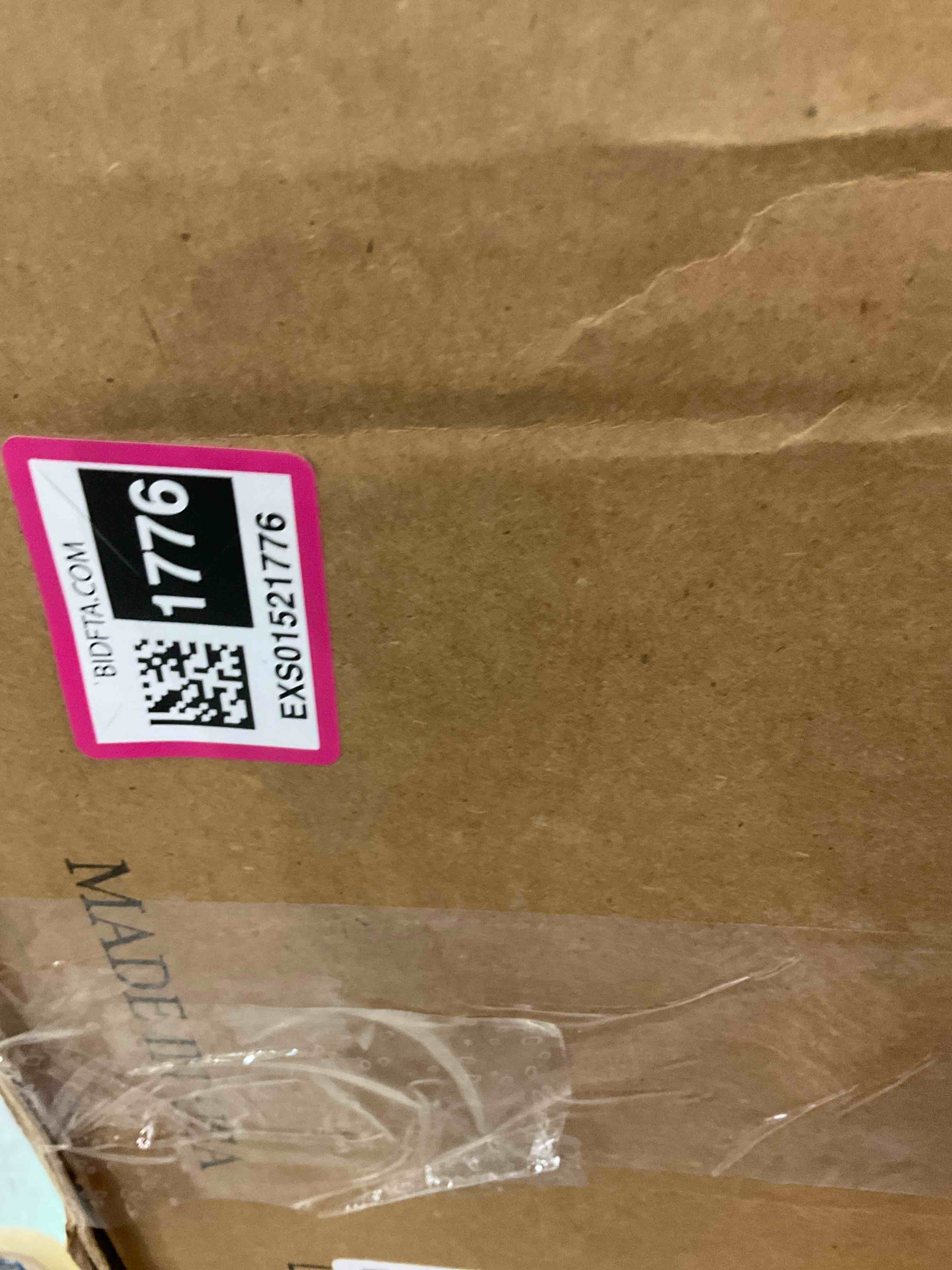 https://s3.amazonaws.com/lotting-images-prod/BargainHunt/EXS01521776_1715109224238.jpeg