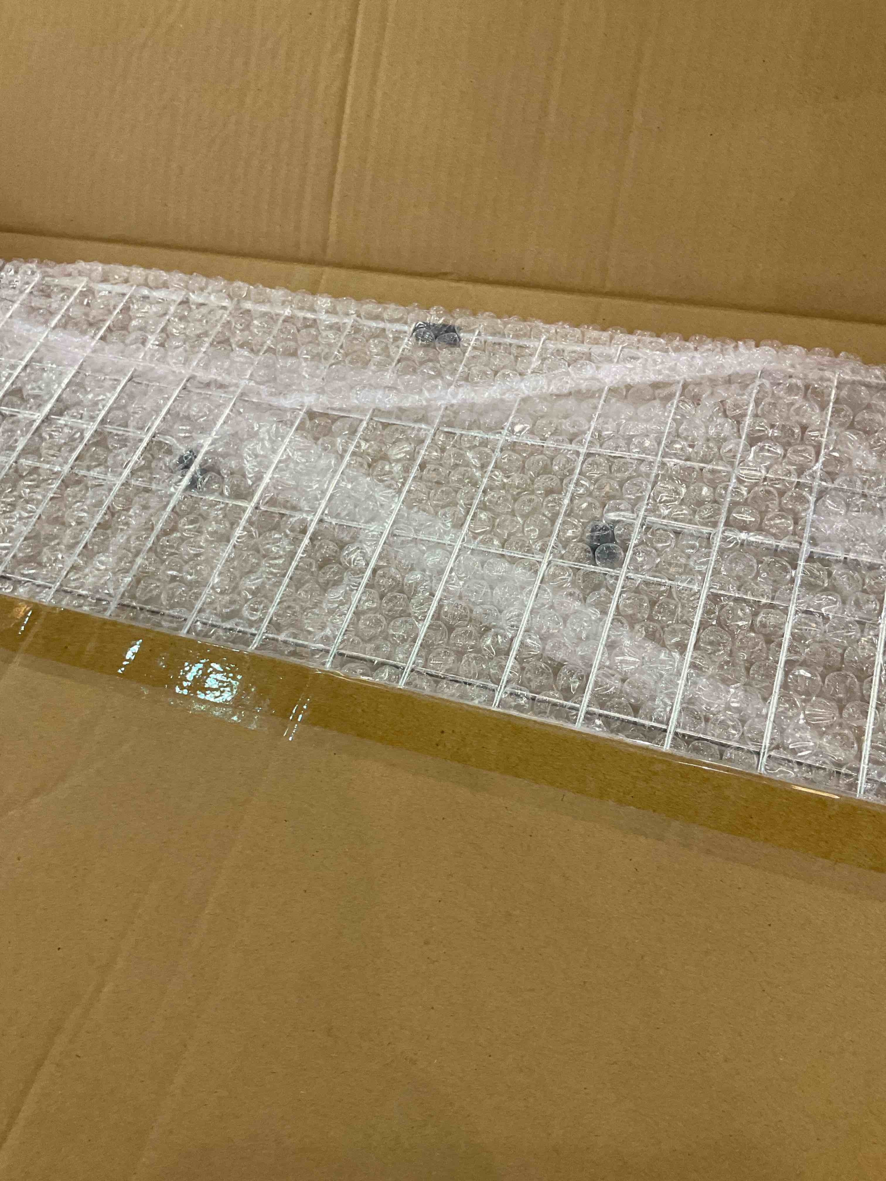 https://s3.amazonaws.com/lotting-images-prod/BargainHunt/EXS01521956_1715193154116.jpeg