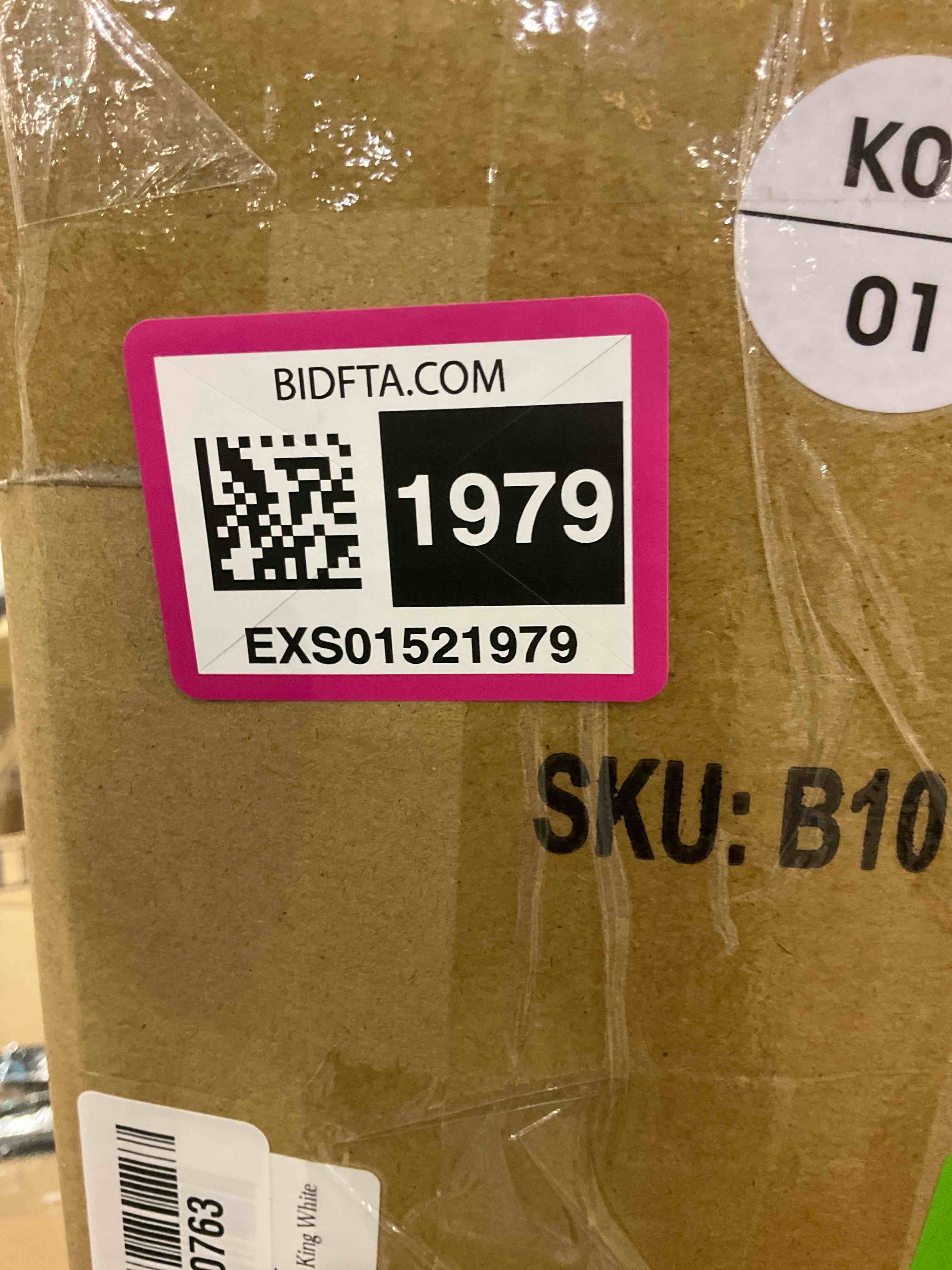 https://s3.amazonaws.com/lotting-images-prod/BargainHunt/EXS01521979_1715195677318.jpeg