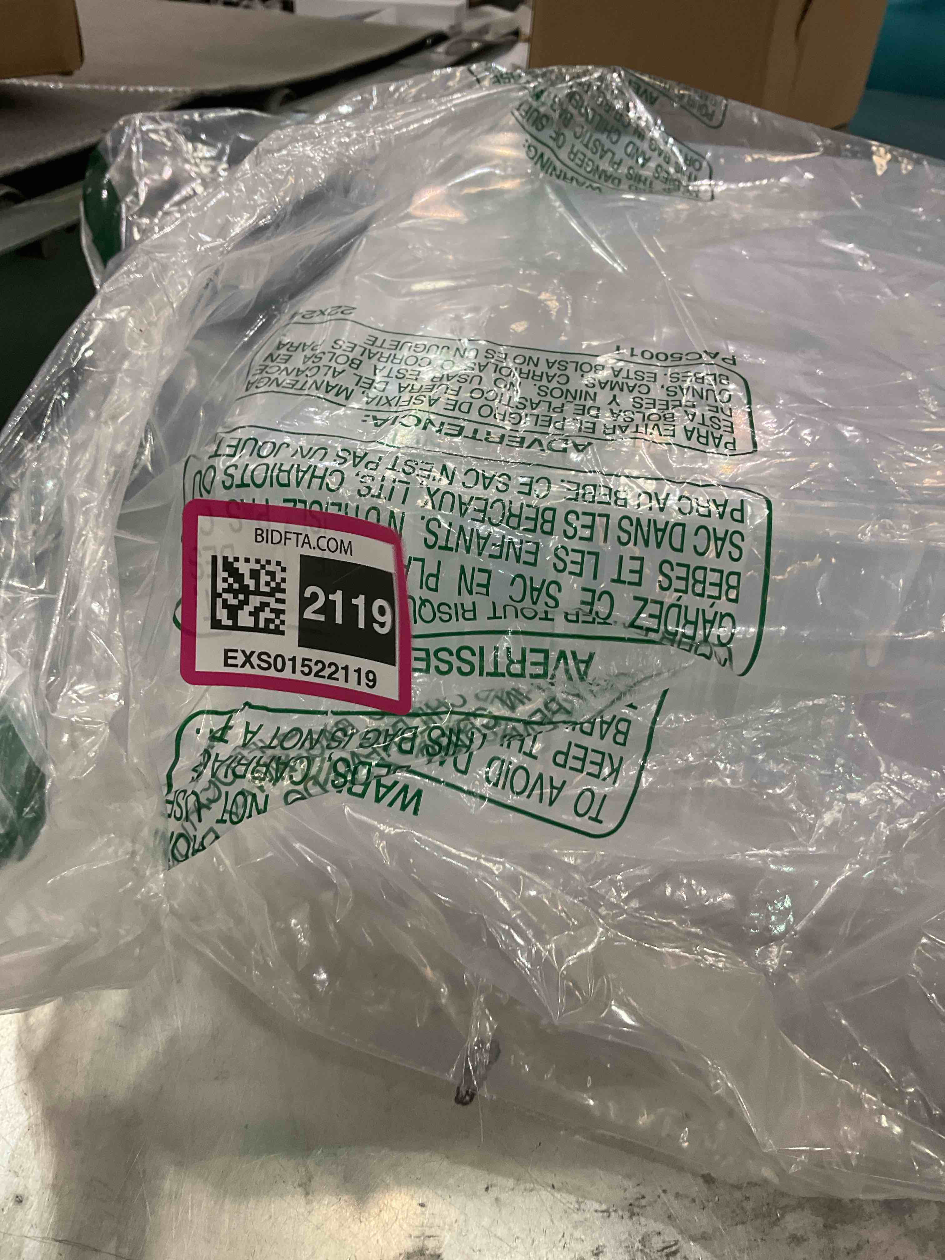 https://s3.amazonaws.com/lotting-images-prod/BargainHunt/EXS01522119_1715188939108.jpeg