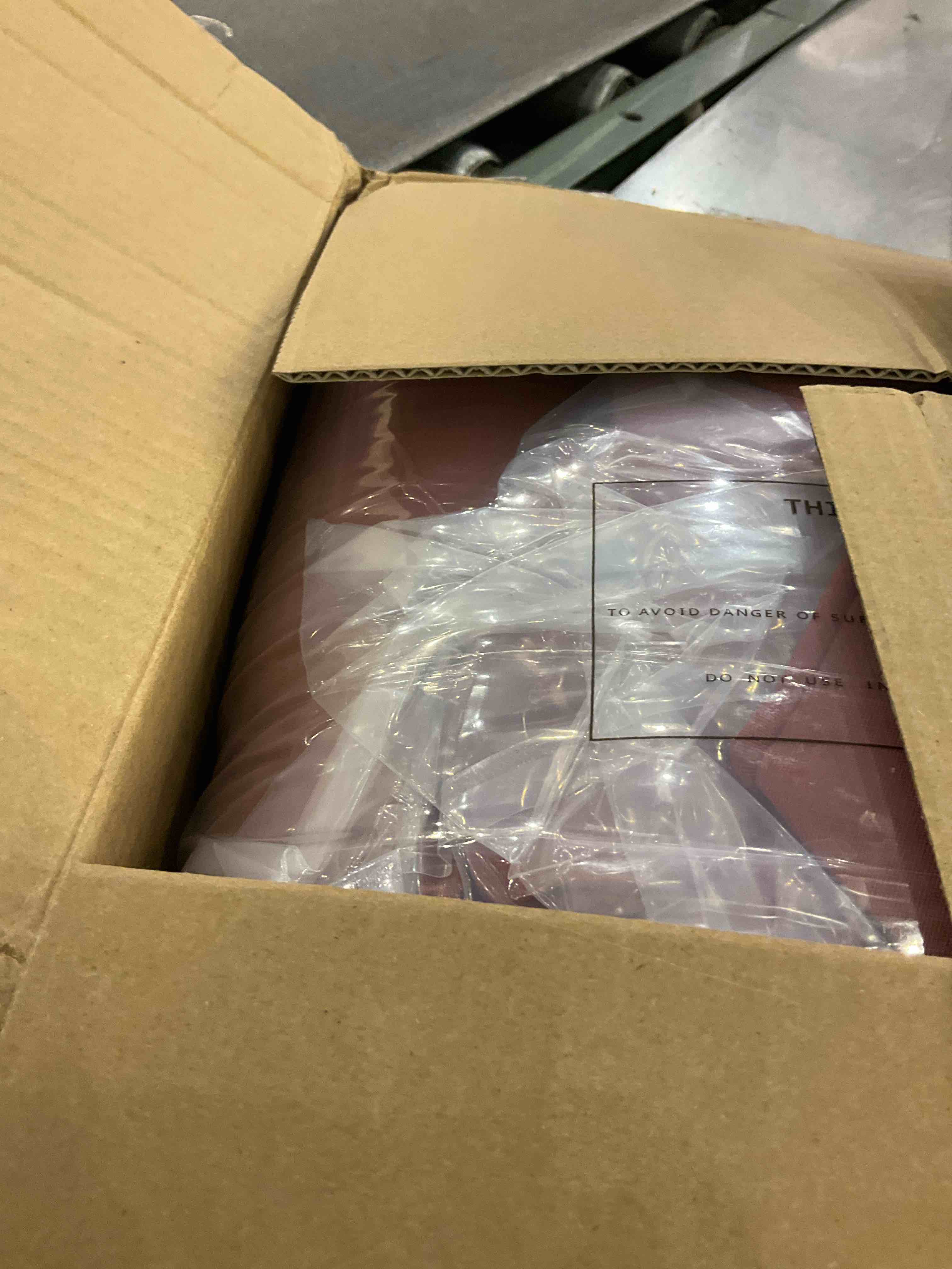 https://s3.amazonaws.com/lotting-images-prod/BargainHunt/EXS01522163_1715253703545.jpeg