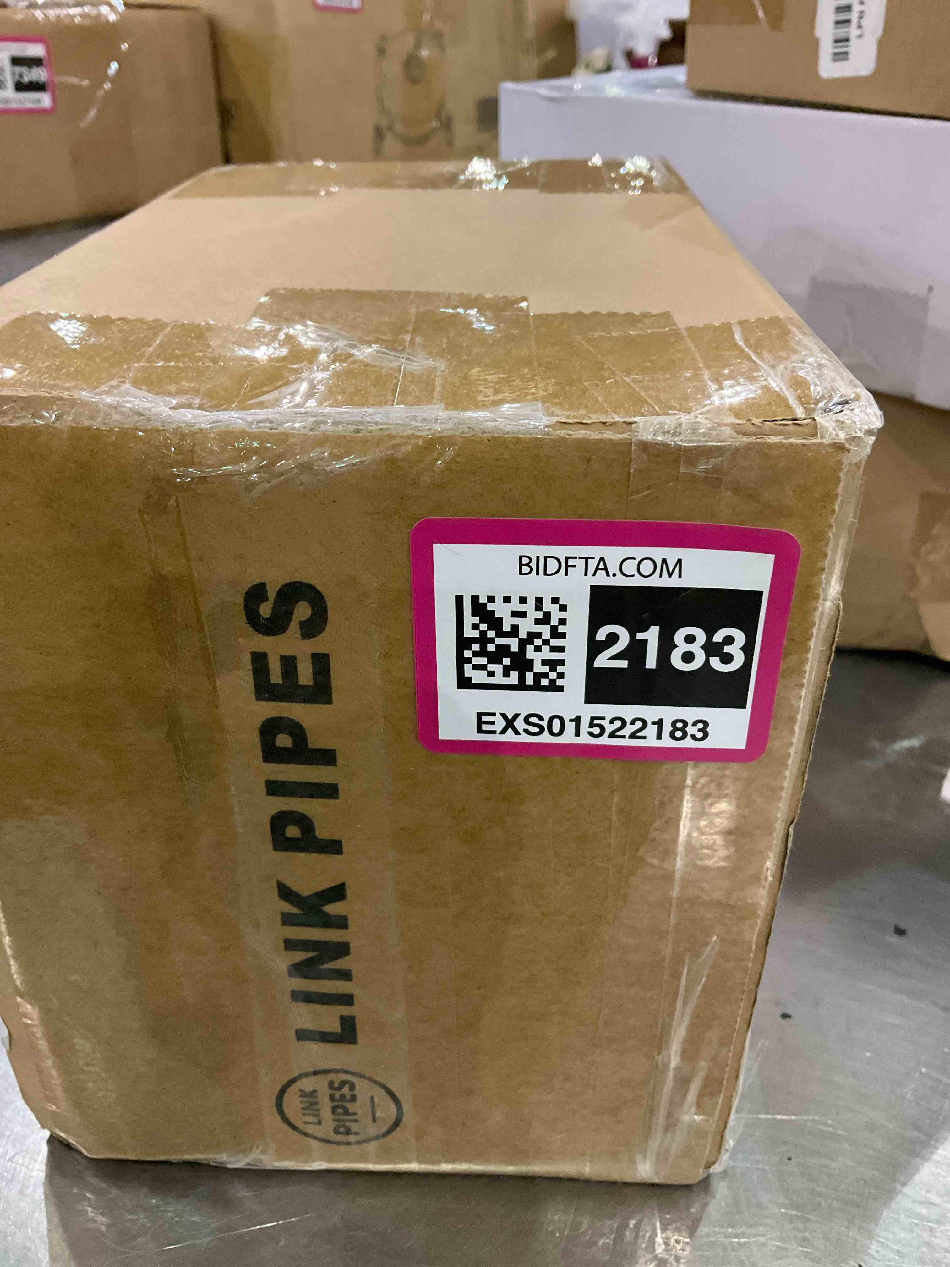 HOEMLIM Book Ends Wood Tabletop Bookends Rustic Industrial Decor, Heavy Duty Bookend Support for Books and Movies 1 Pair(Black)