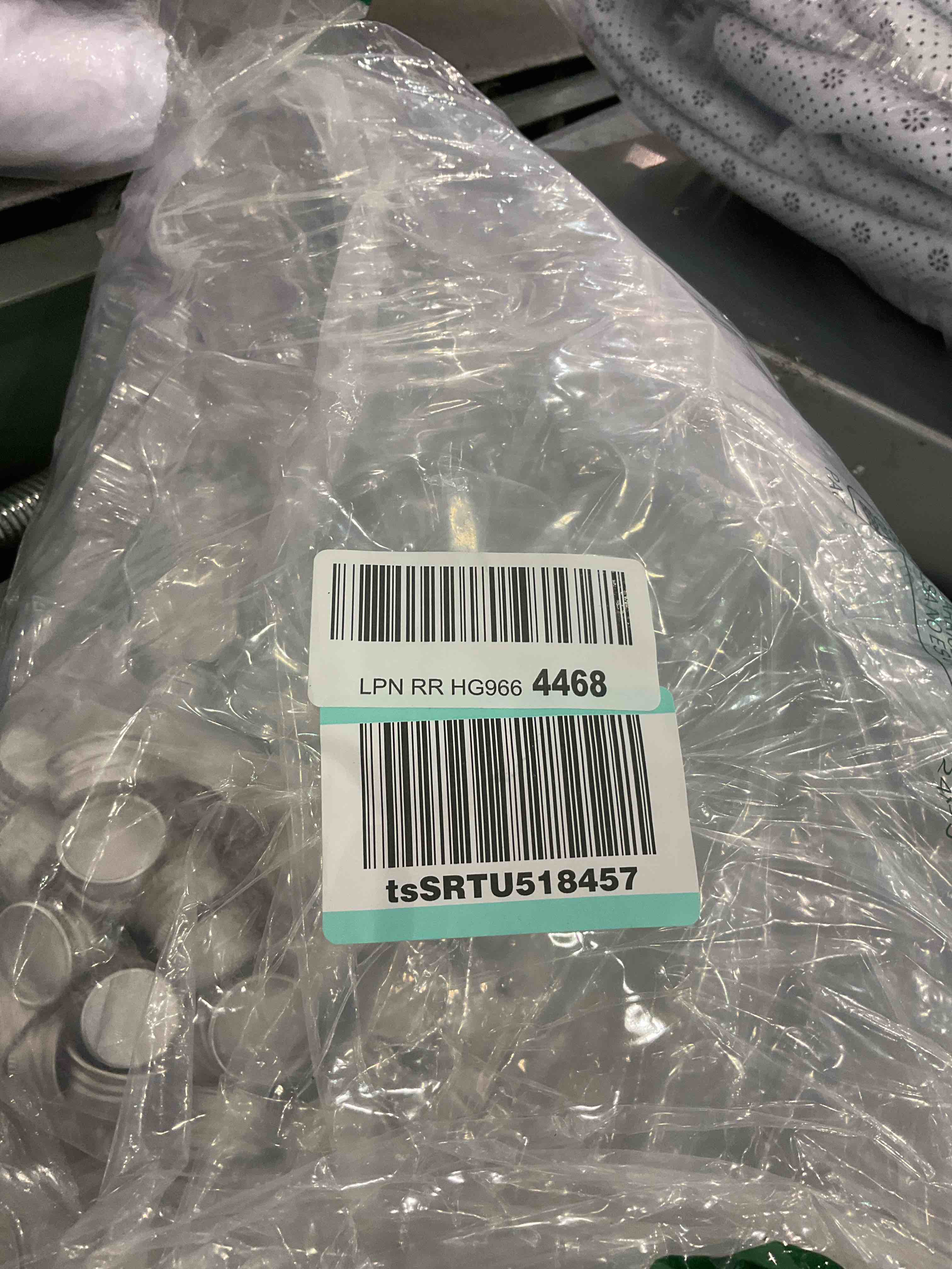 https://s3.amazonaws.com/lotting-images-prod/BargainHunt/EXS01522200_1715255927532.jpeg