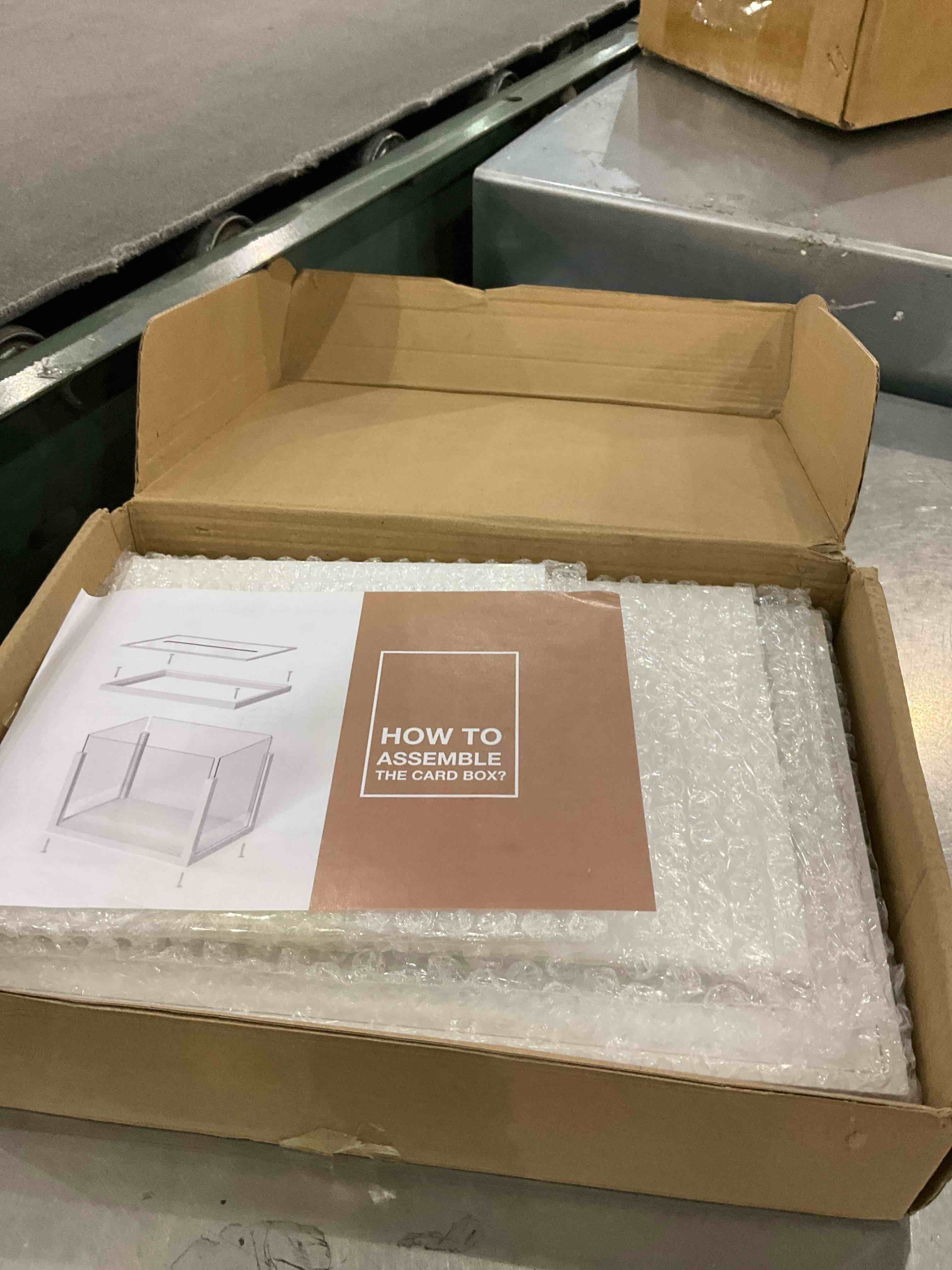 https://s3.amazonaws.com/lotting-images-prod/BargainHunt/EXS01522339_1715604236724.jpeg