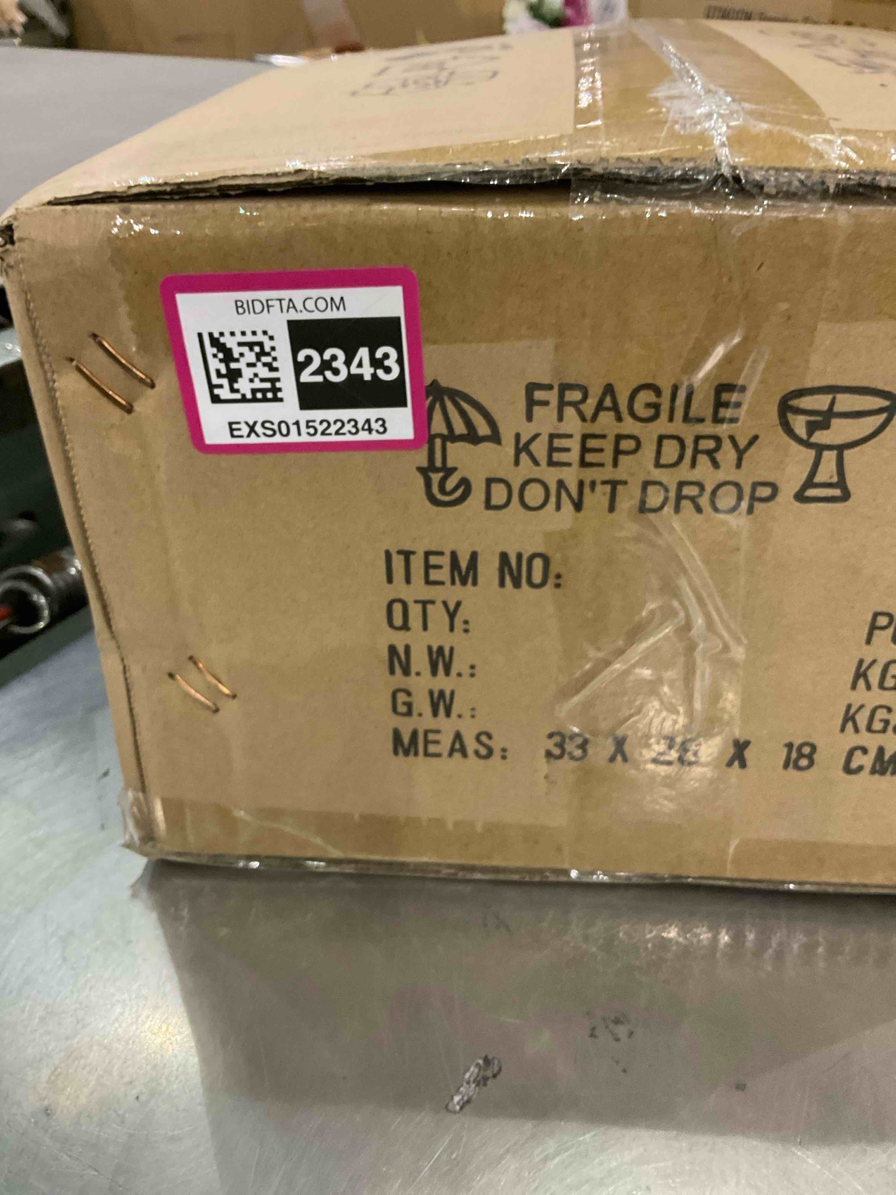 https://s3.amazonaws.com/lotting-images-prod/BargainHunt/EXS01522343_1715606870067.jpeg