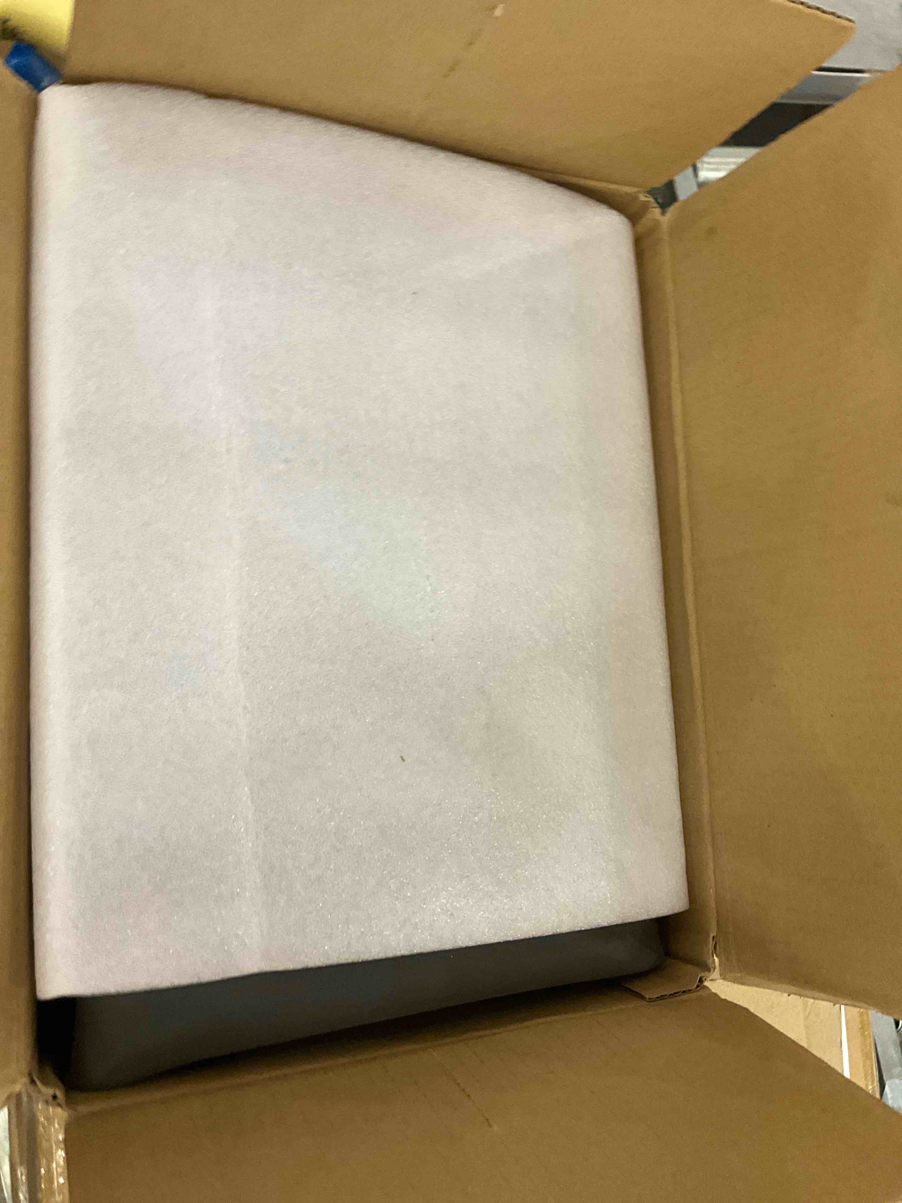 https://s3.amazonaws.com/lotting-images-prod/BargainHunt/EXS01522533_1714578538597.jpeg