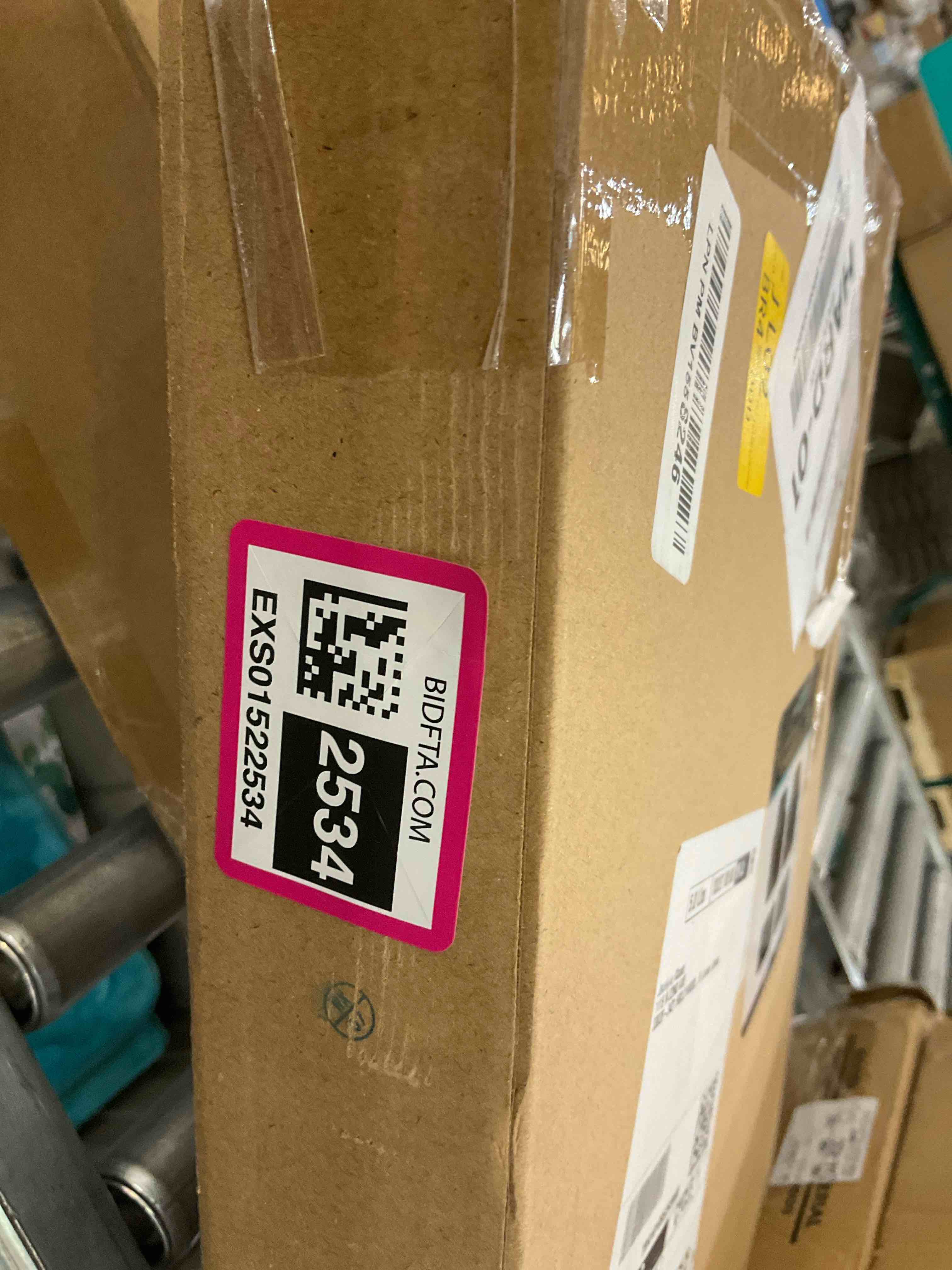 https://s3.amazonaws.com/lotting-images-prod/BargainHunt/EXS01522534_1714578626313.jpeg