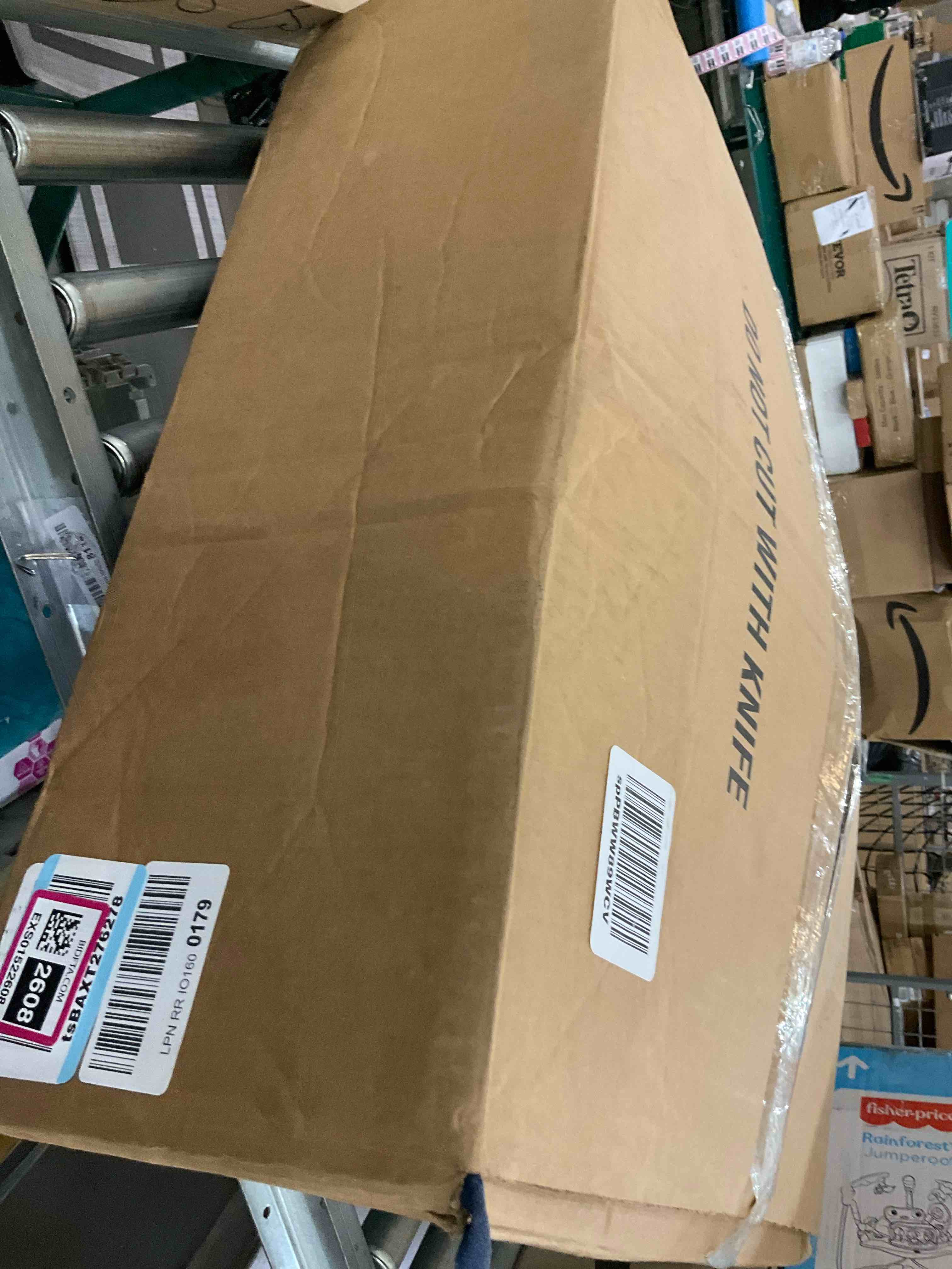 https://s3.amazonaws.com/lotting-images-prod/BargainHunt/EXS01522608_1714670312186.jpeg