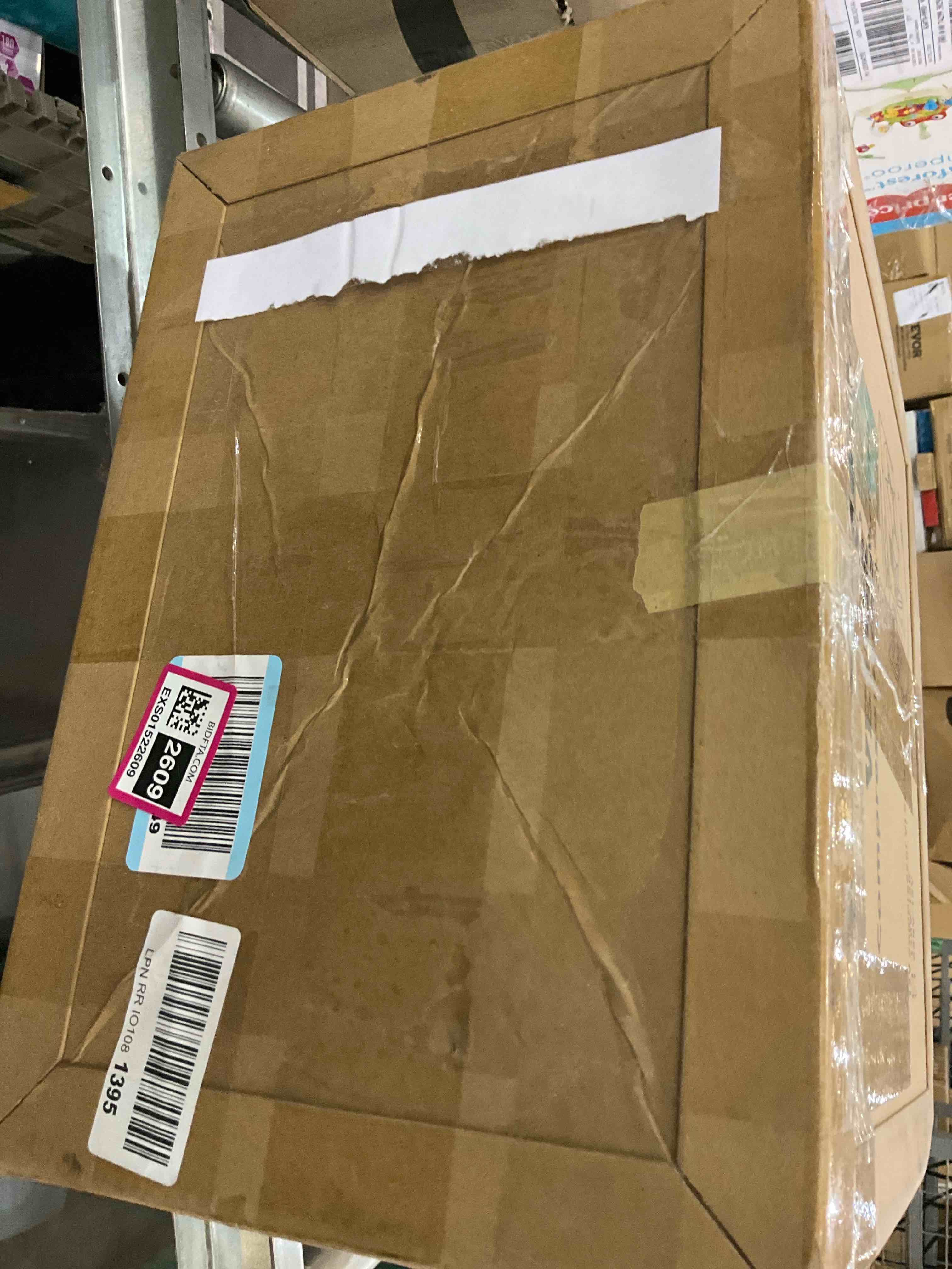 https://s3.amazonaws.com/lotting-images-prod/BargainHunt/EXS01522609_1714670400100.jpeg