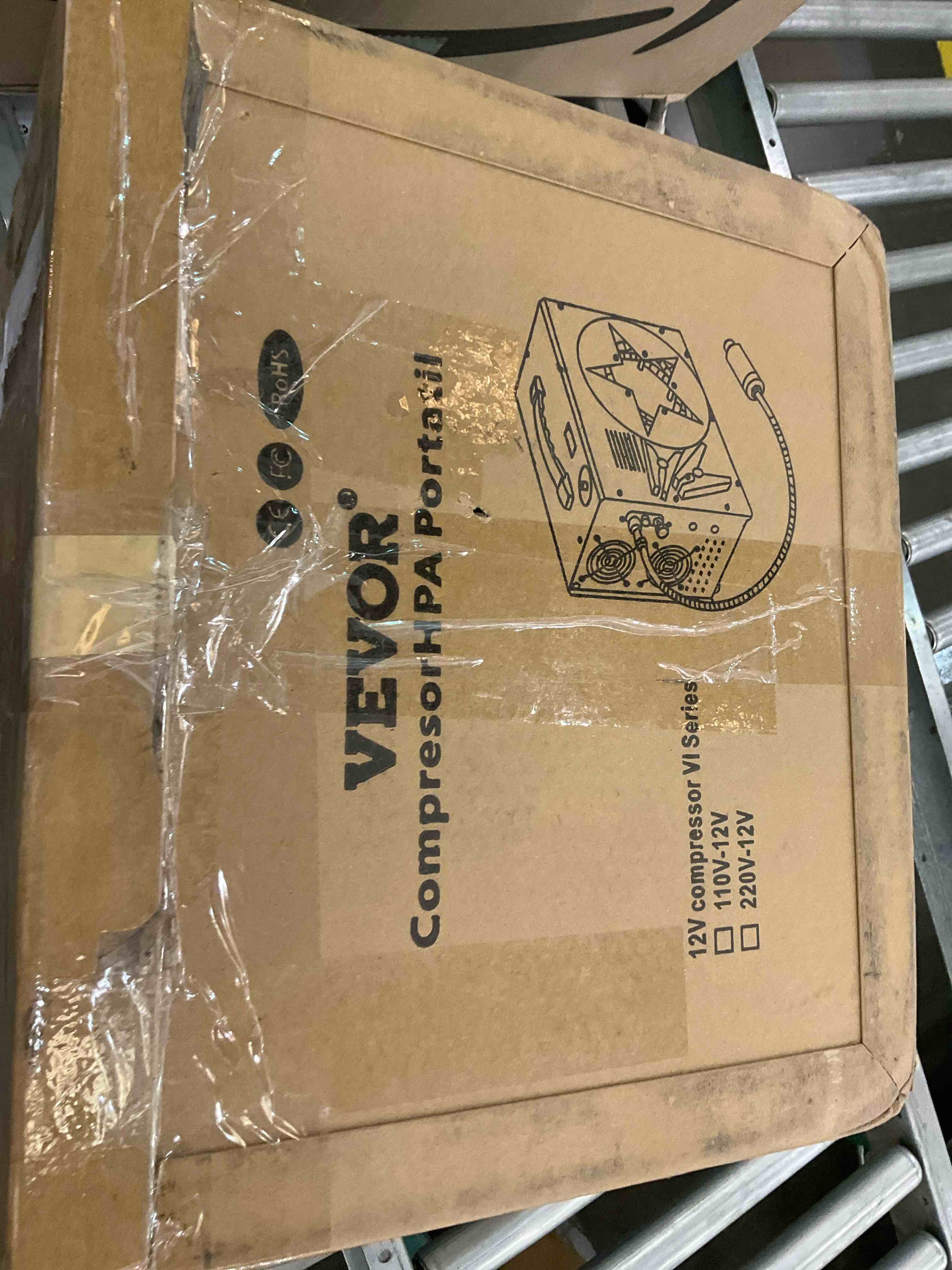https://s3.amazonaws.com/lotting-images-prod/BargainHunt/EXS01522609_1714670401657.jpeg