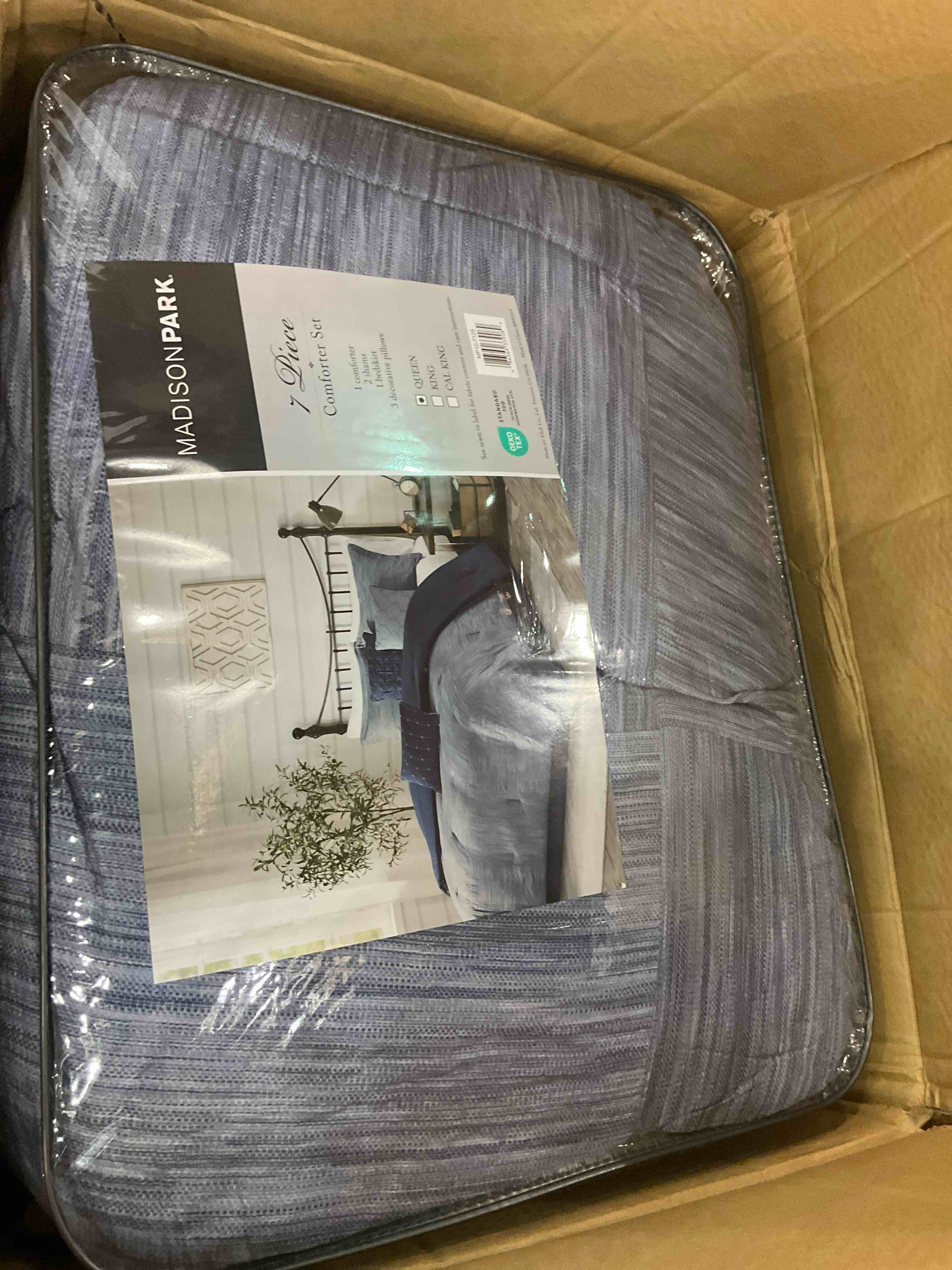 https://s3.amazonaws.com/lotting-images-prod/BargainHunt/EXS01522687_1714999435834.jpeg