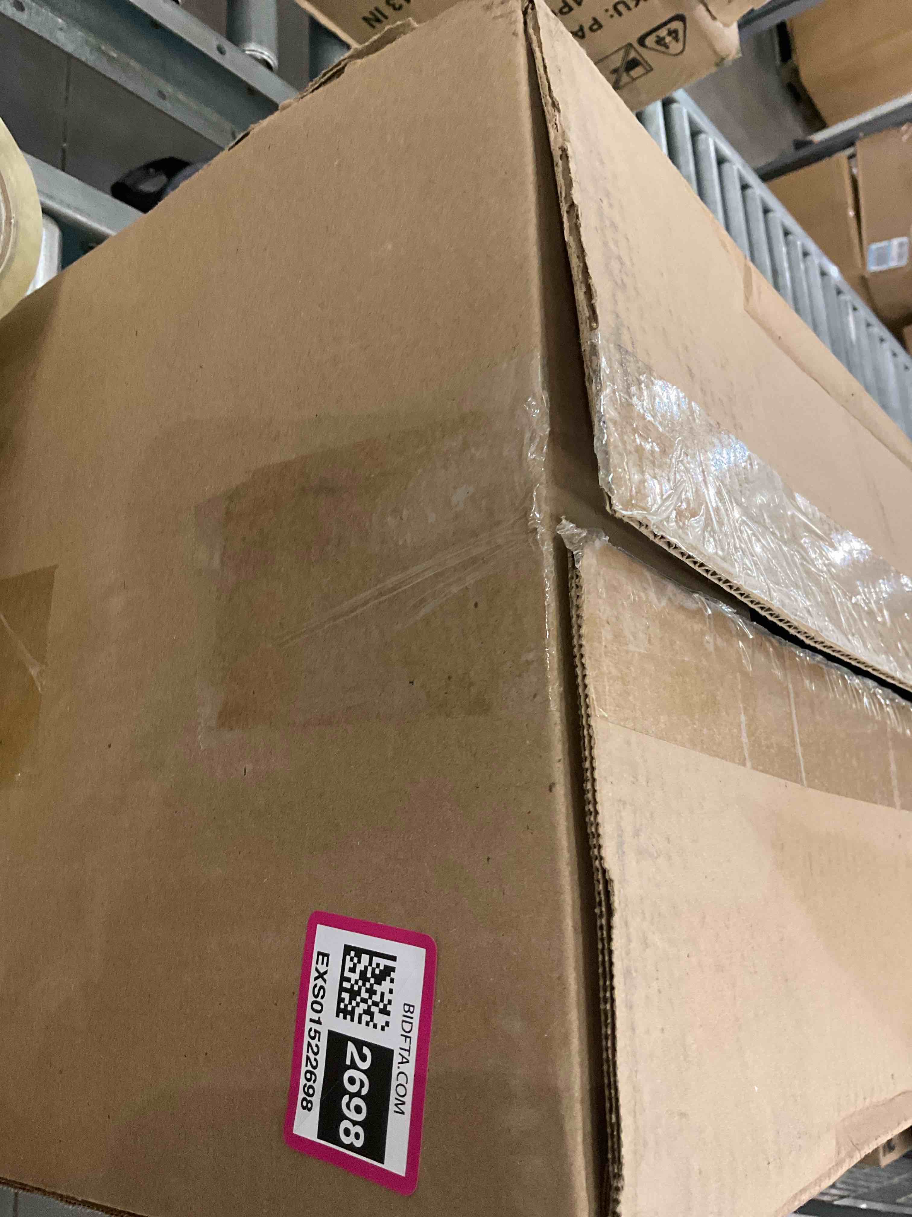 https://s3.amazonaws.com/lotting-images-prod/BargainHunt/EXS01522698_1715002526139.jpeg